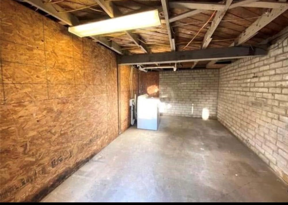 5606 Robertson Street 1 Property Photo 9