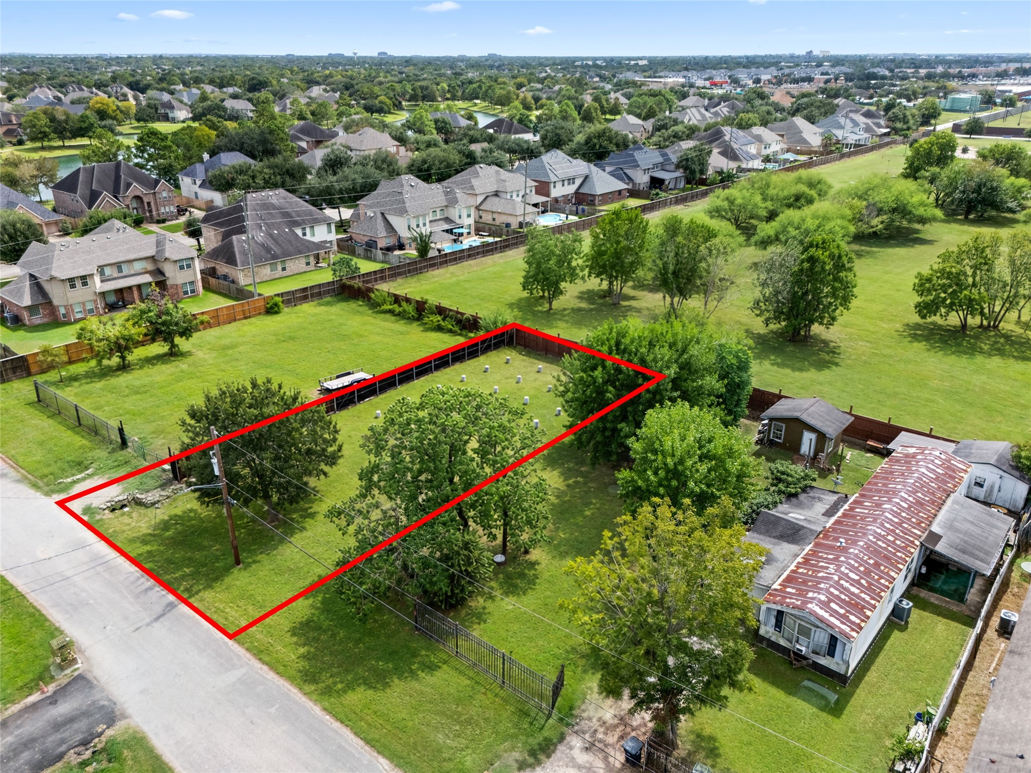 15105 Tomasa Street Property Photo 10