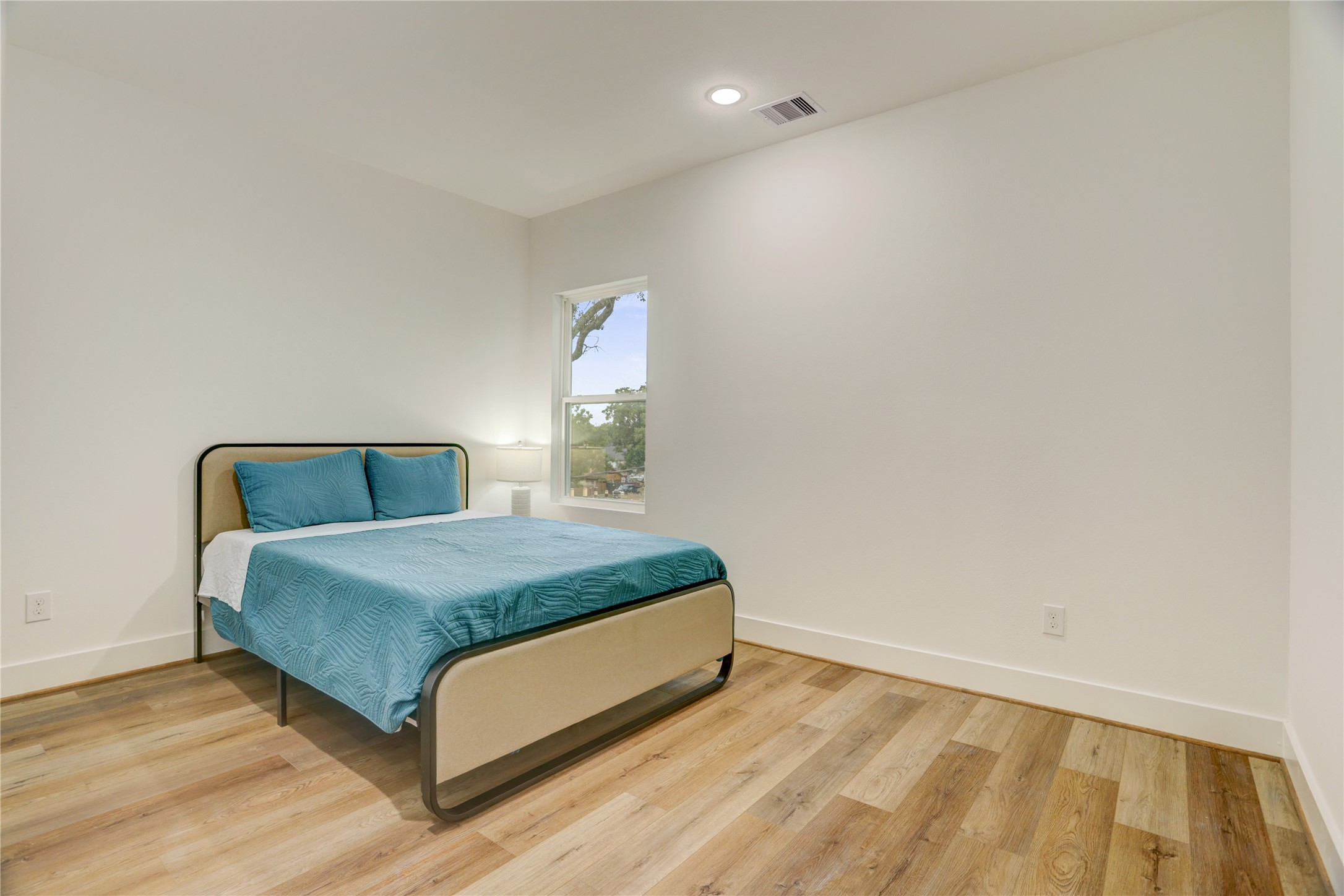 6542 Goldspier Street Property Photo 21