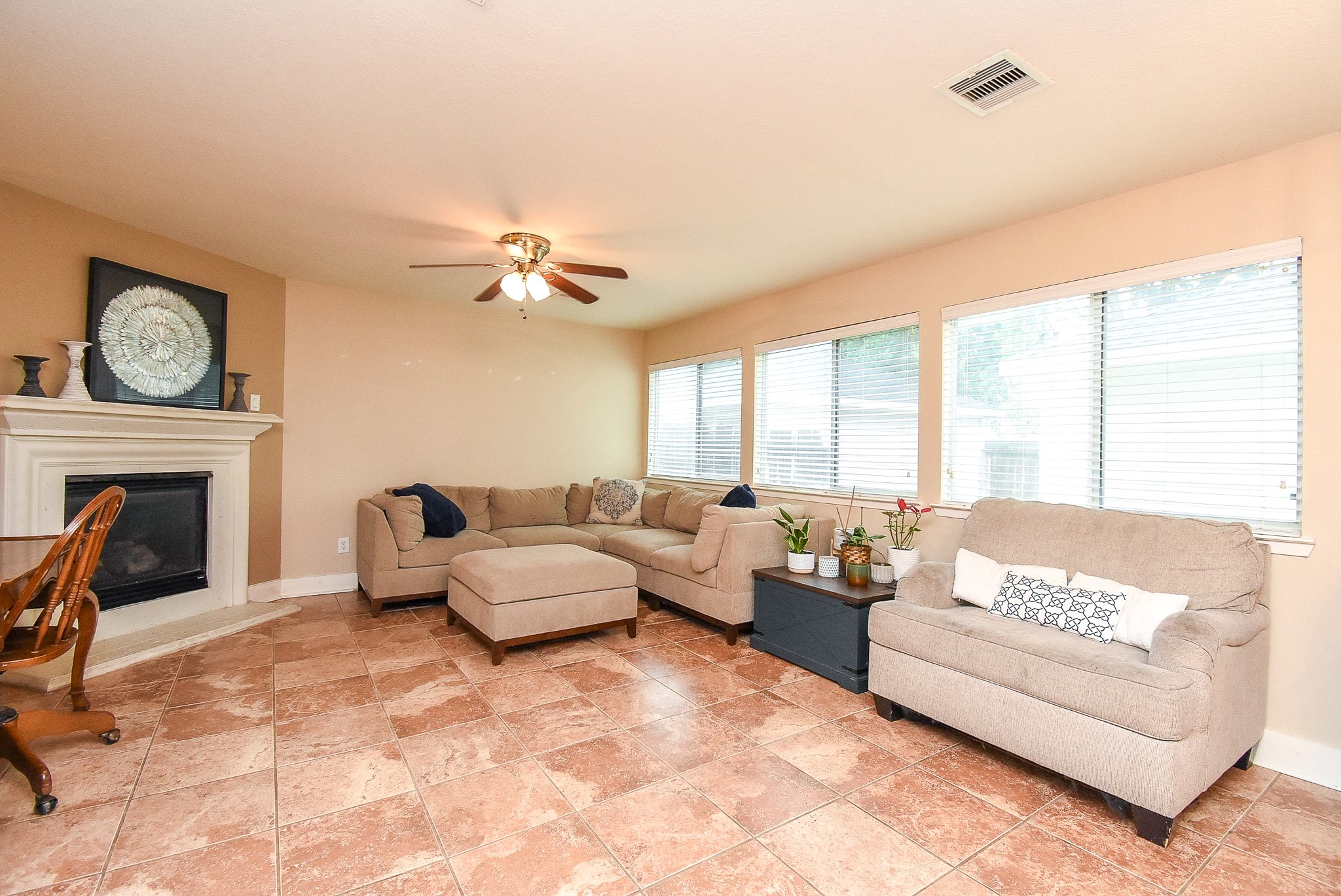 10735 Cobblecreek Way Property Photo 5