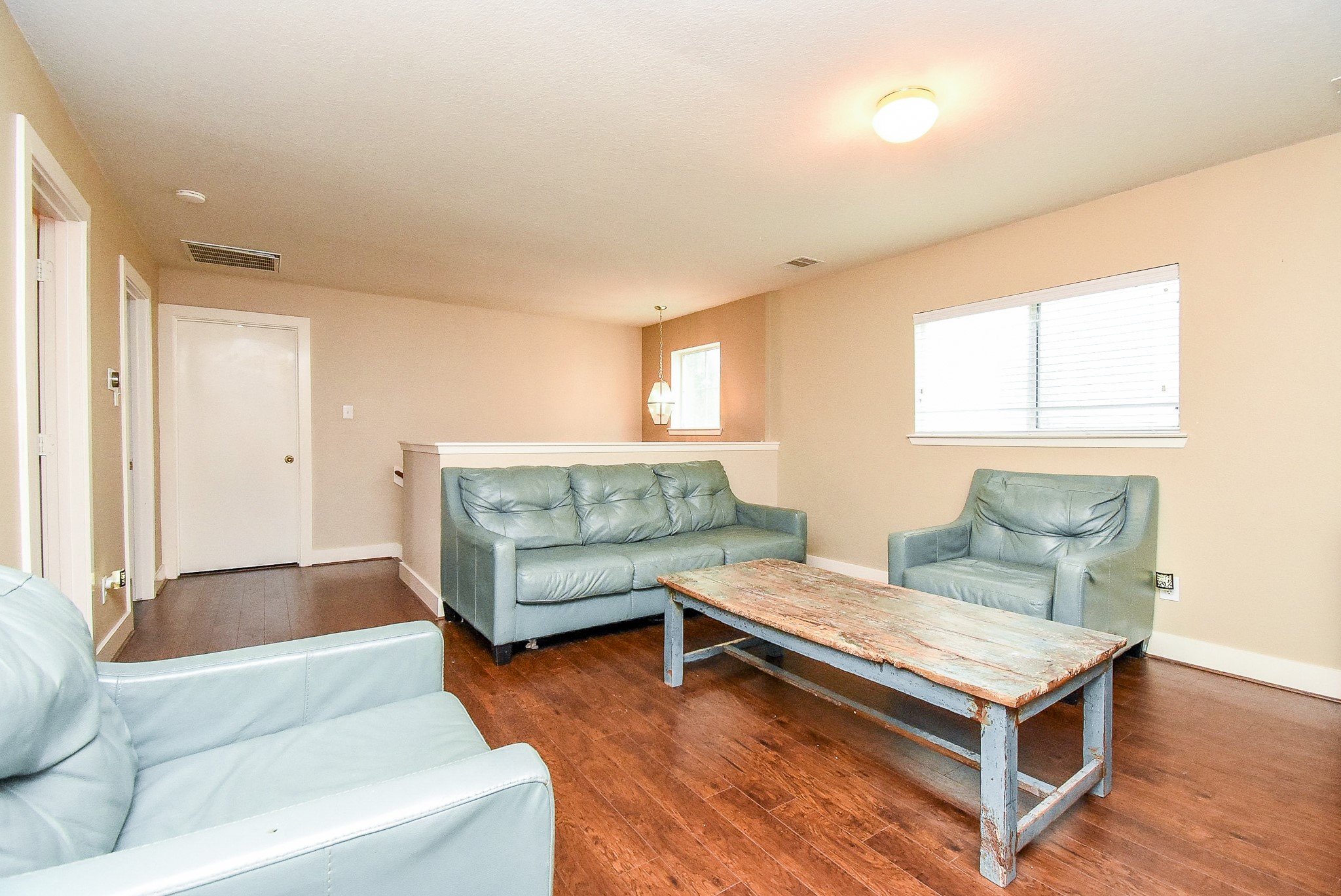 10735 Cobblecreek Way Property Photo 19
