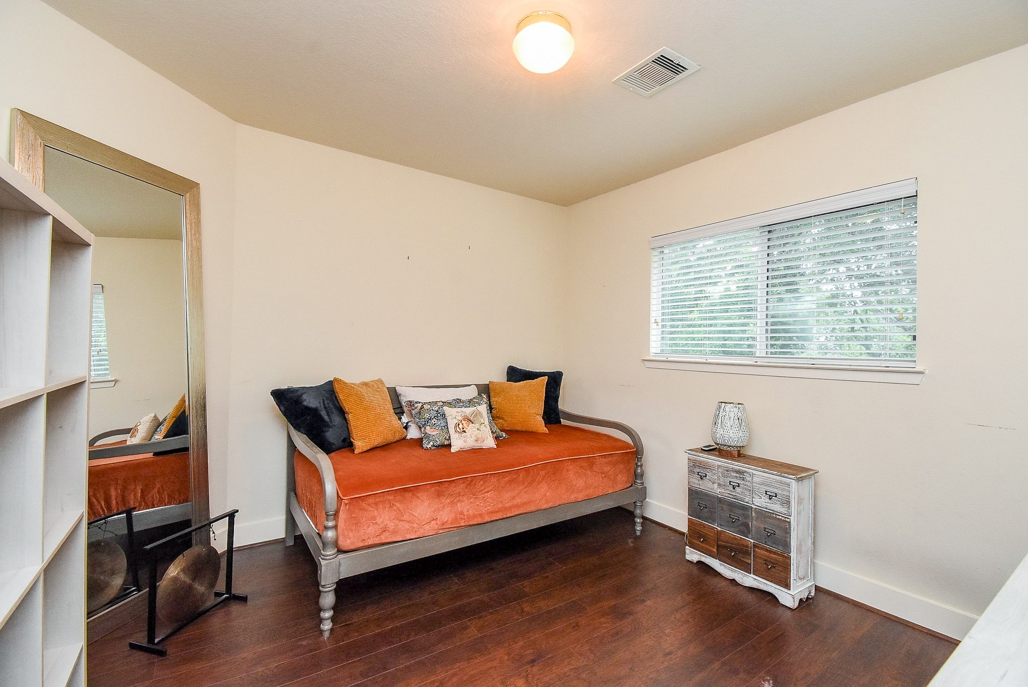 10735 Cobblecreek Way Property Photo 26