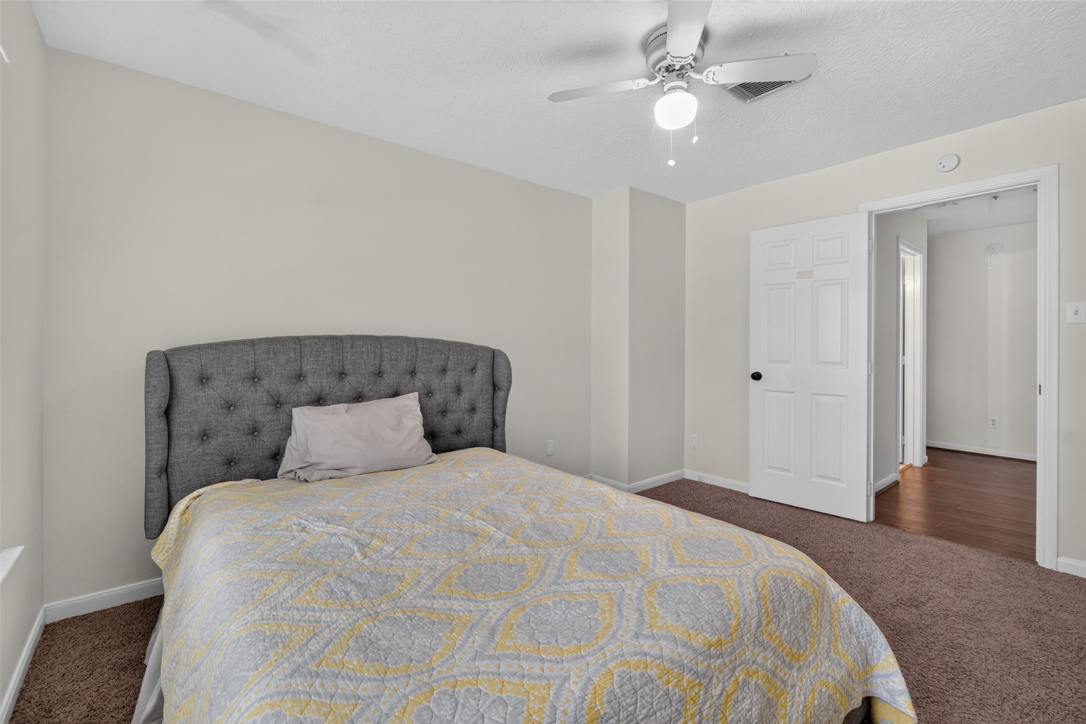 7506 Oak Bluff Drive Property Photo 19