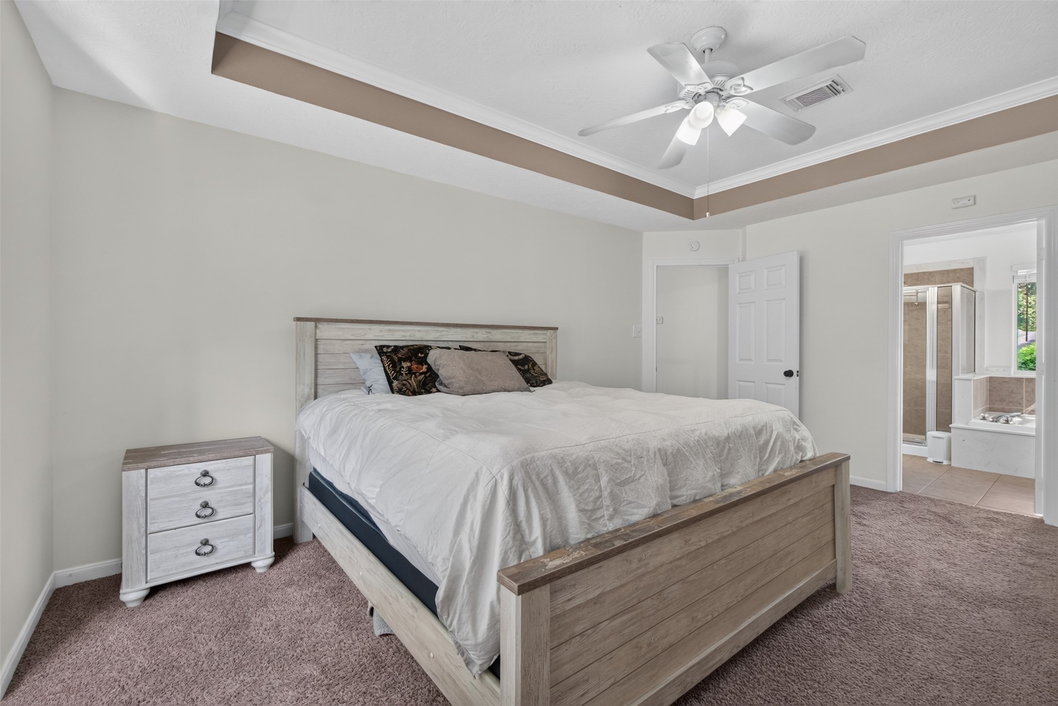 7506 Oak Bluff Drive Property Photo 25