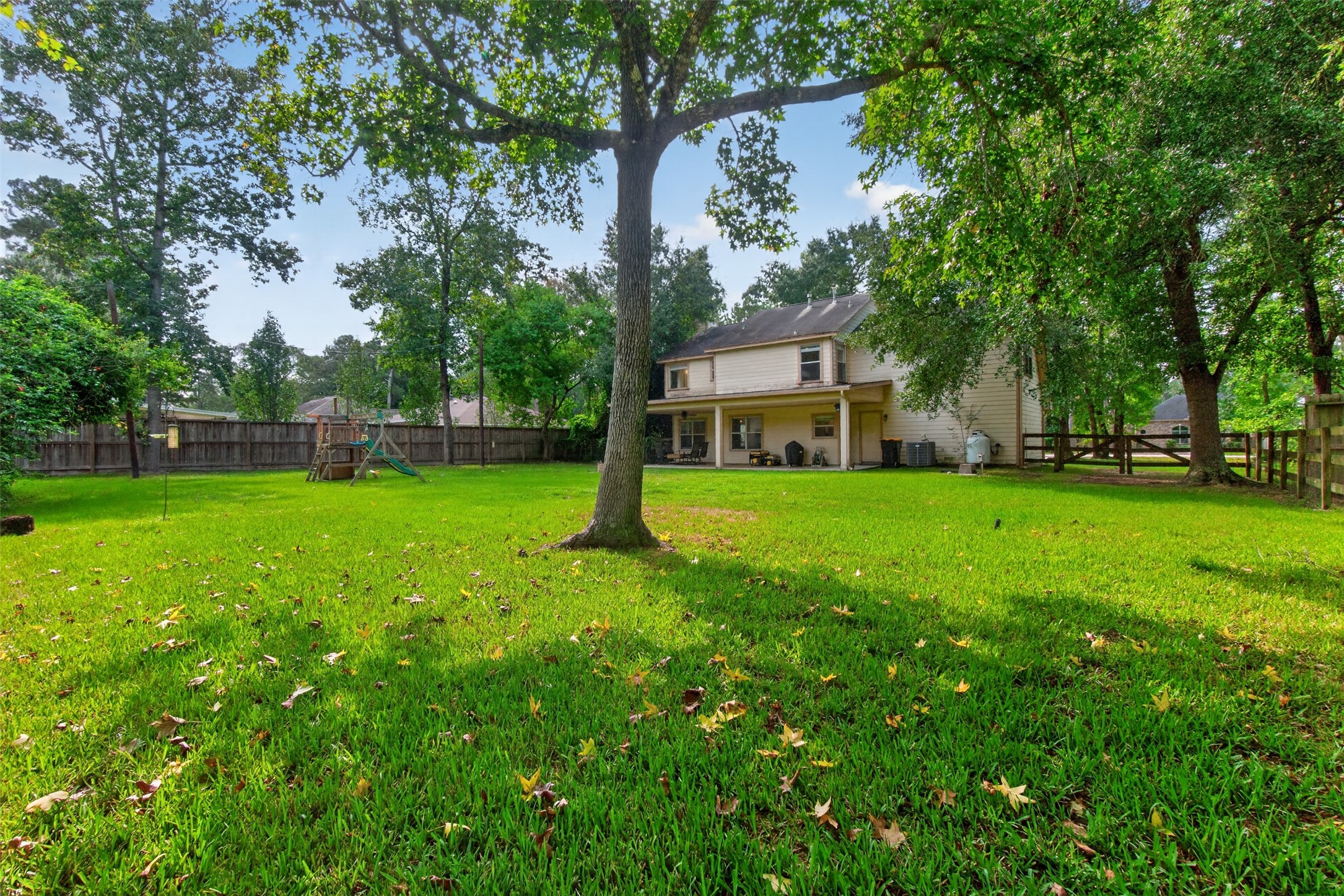 7506 Oak Bluff Drive Property Photo 34