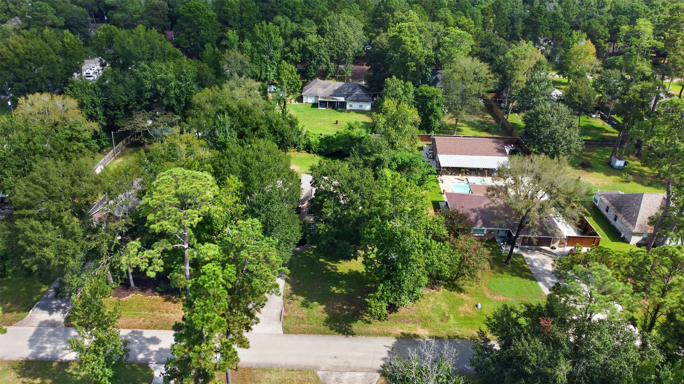 7506 Oak Bluff Drive Property Photo 37