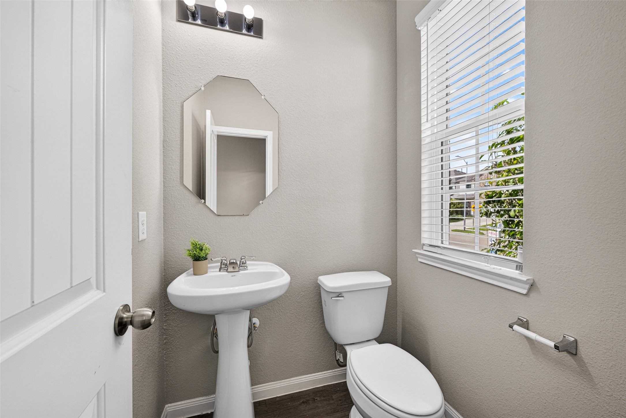 2935 Orchid Ranch Drive Property Photo 8