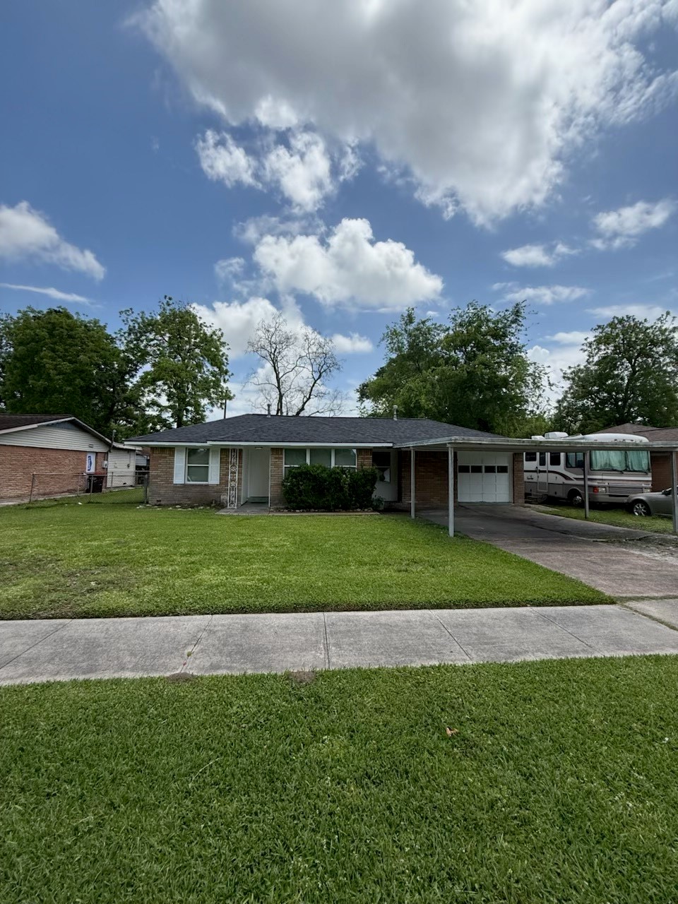 407 Midway Drive Property Photo 1