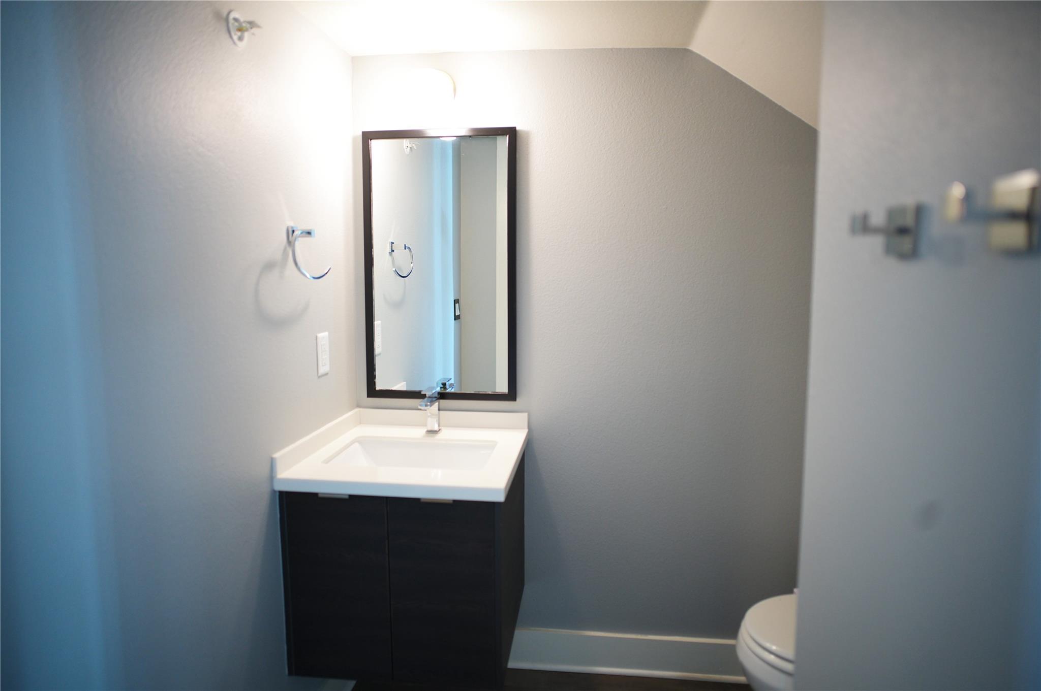 604 N Bluff Drive 248 Property Photo 10