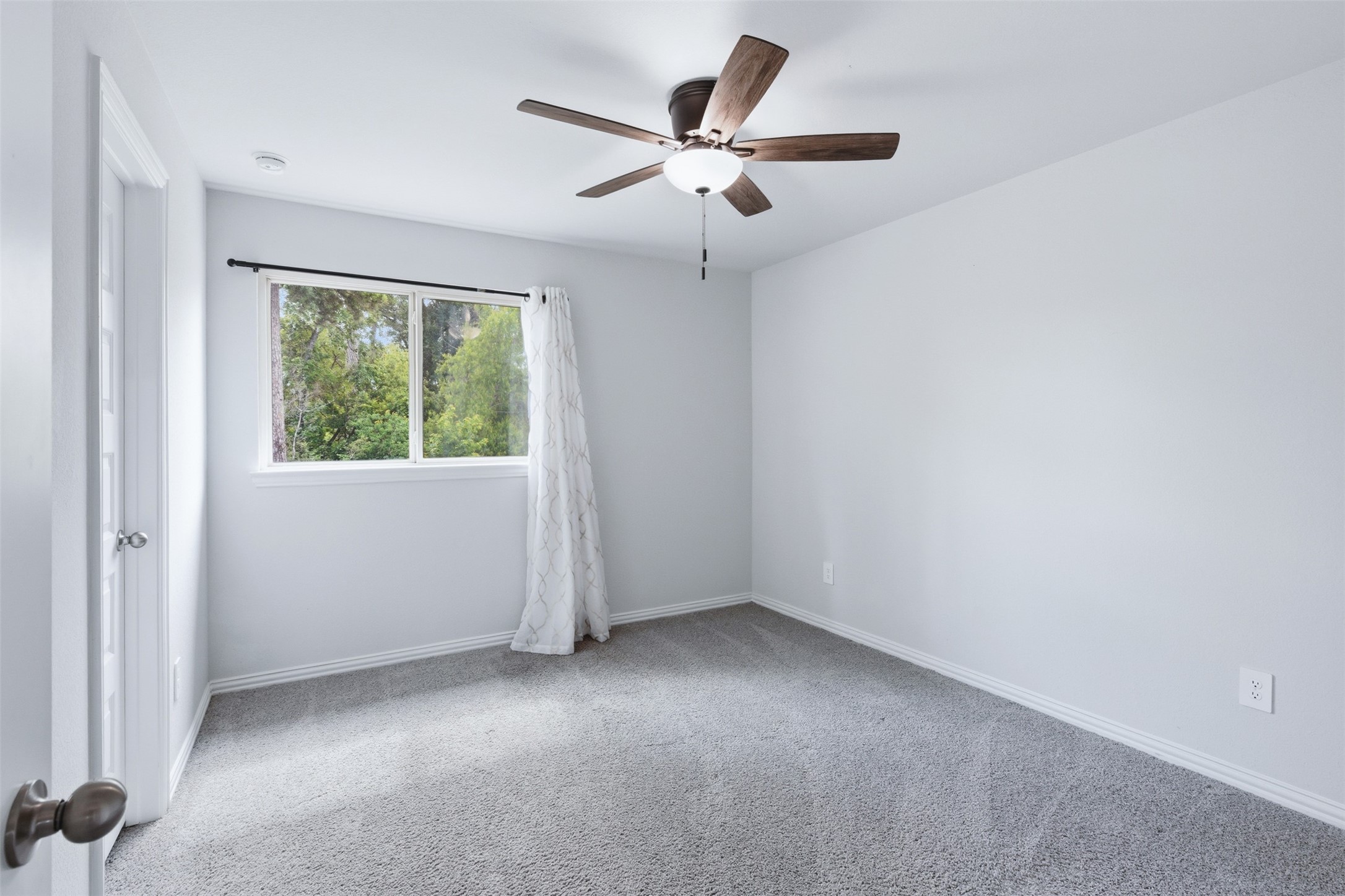 114 Skyshine Court Property Photo 25