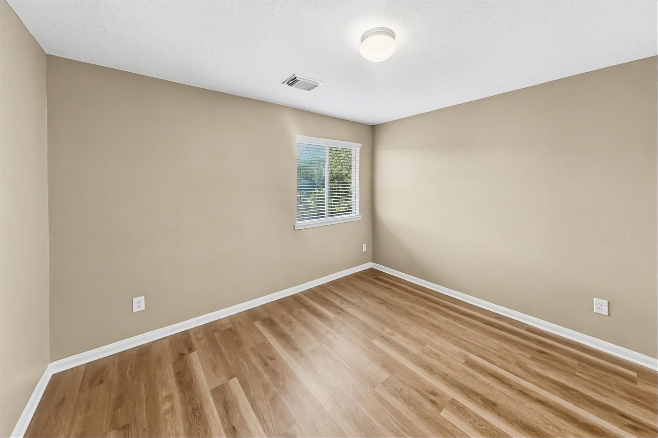 1711 Mickle Creek Drive Property Photo 15