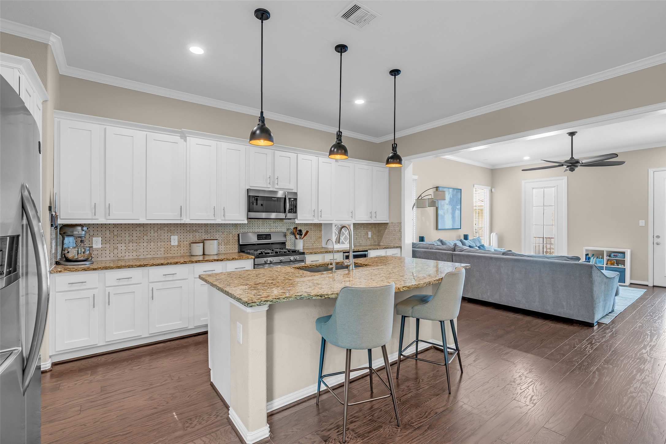 8905 Wind Springs Drive Property Photo 10
