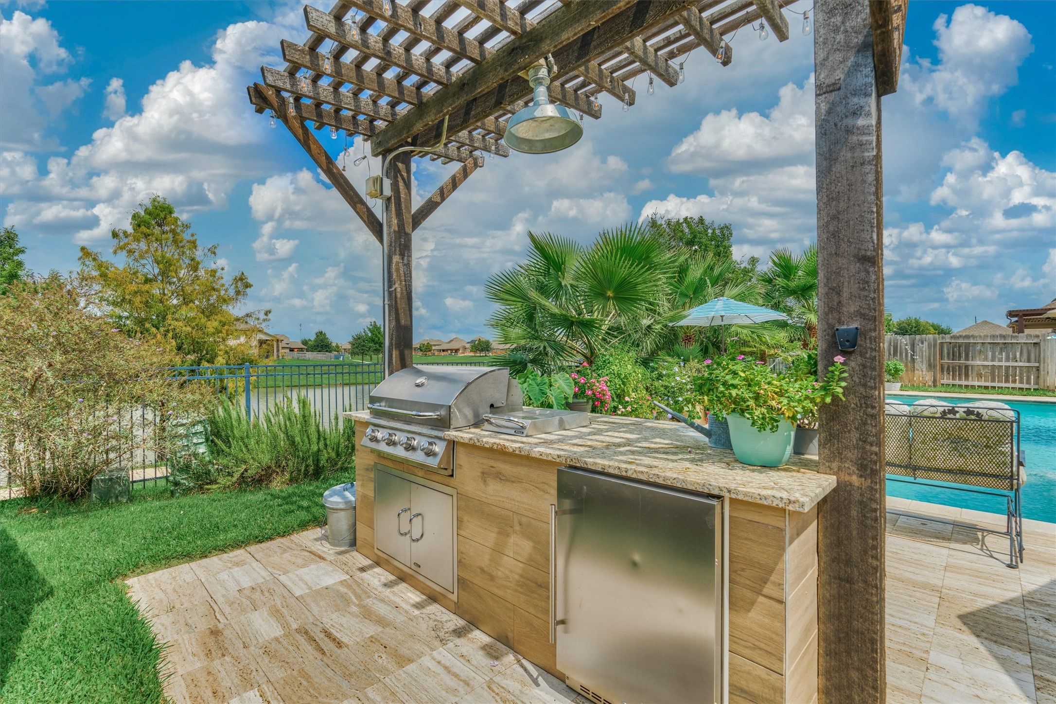 15414 Wildpoint Drive Property Photo 8