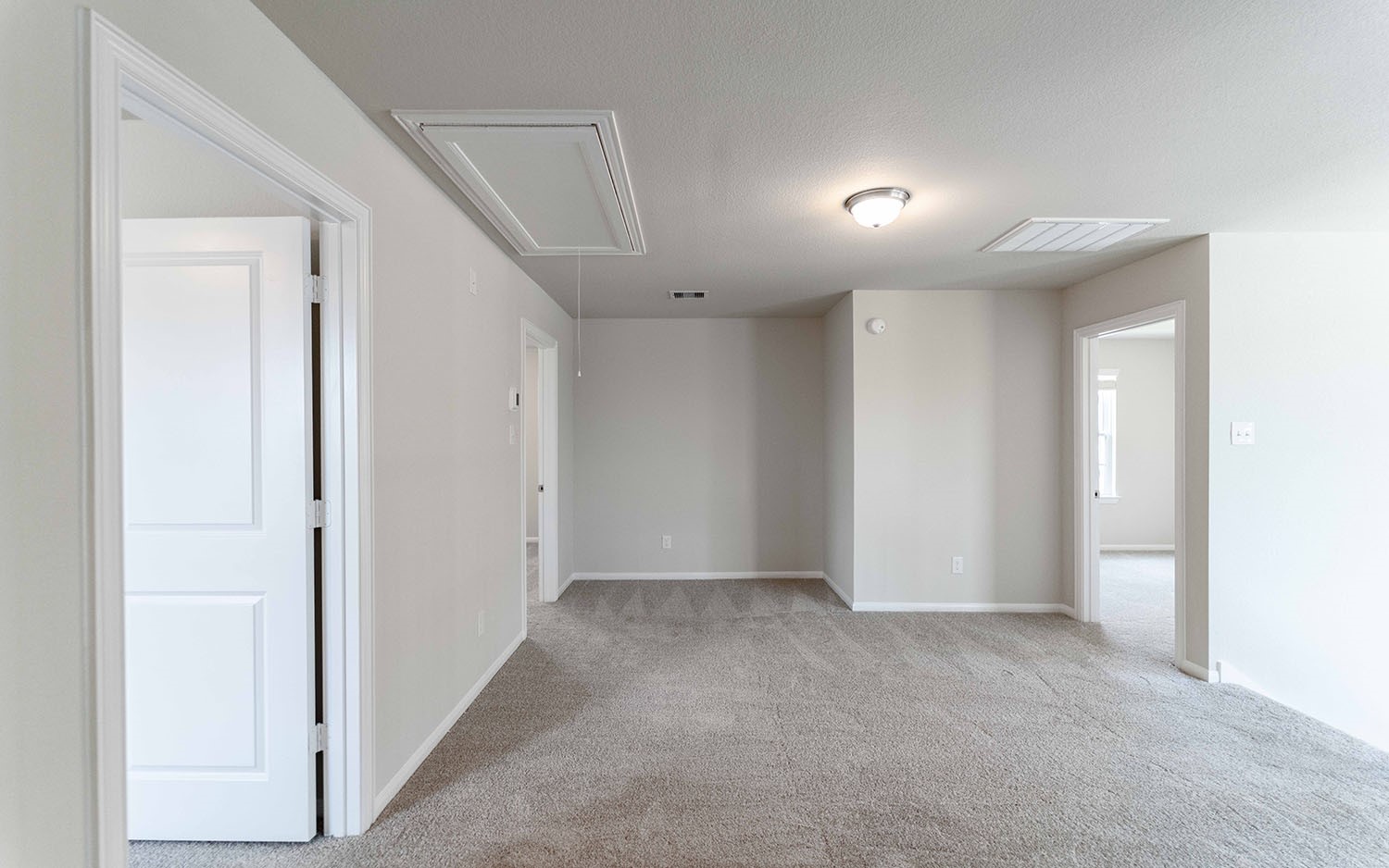 22215 Nissi Beach Drive Property Photo 12