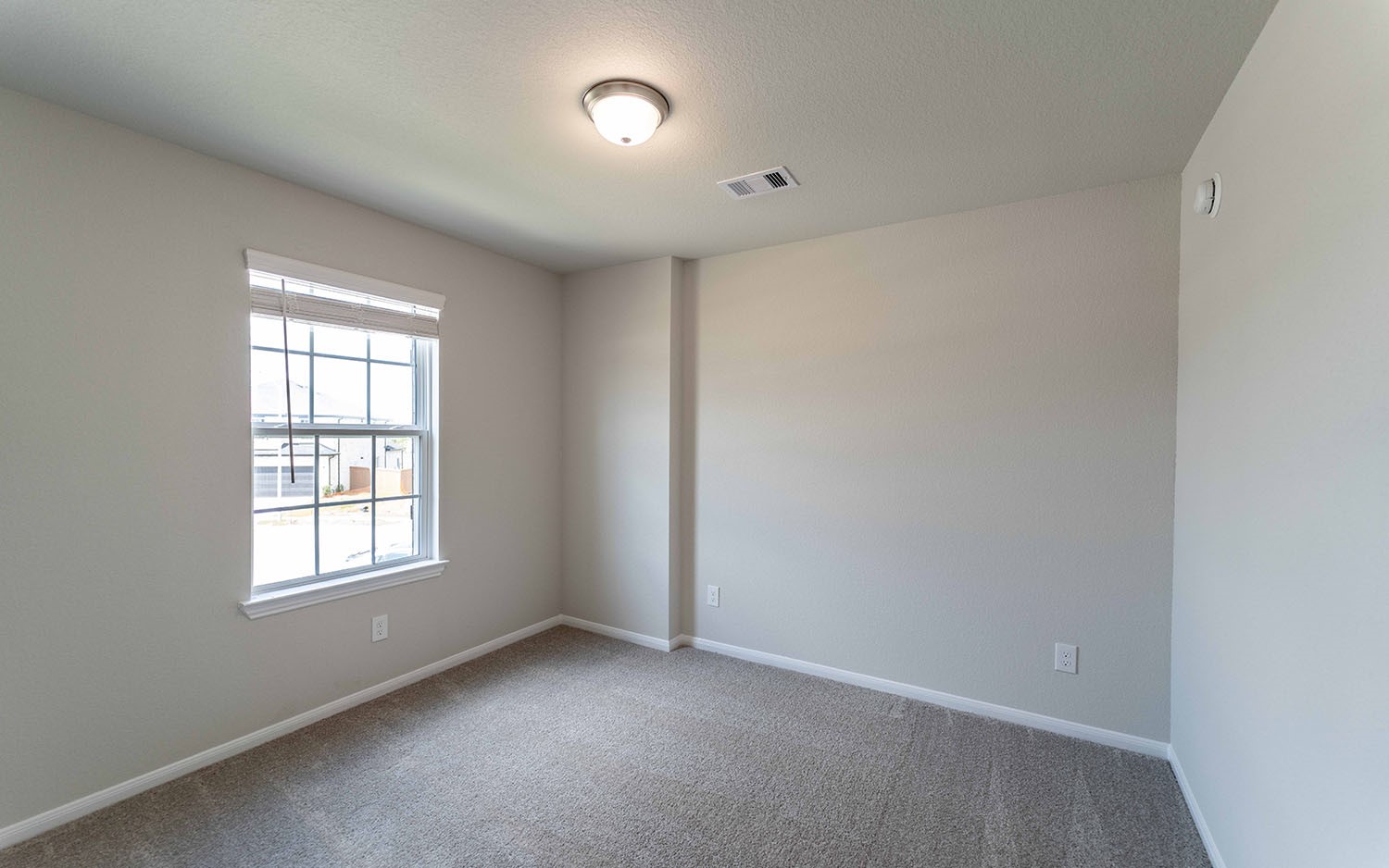 22215 Nissi Beach Drive Property Photo 13