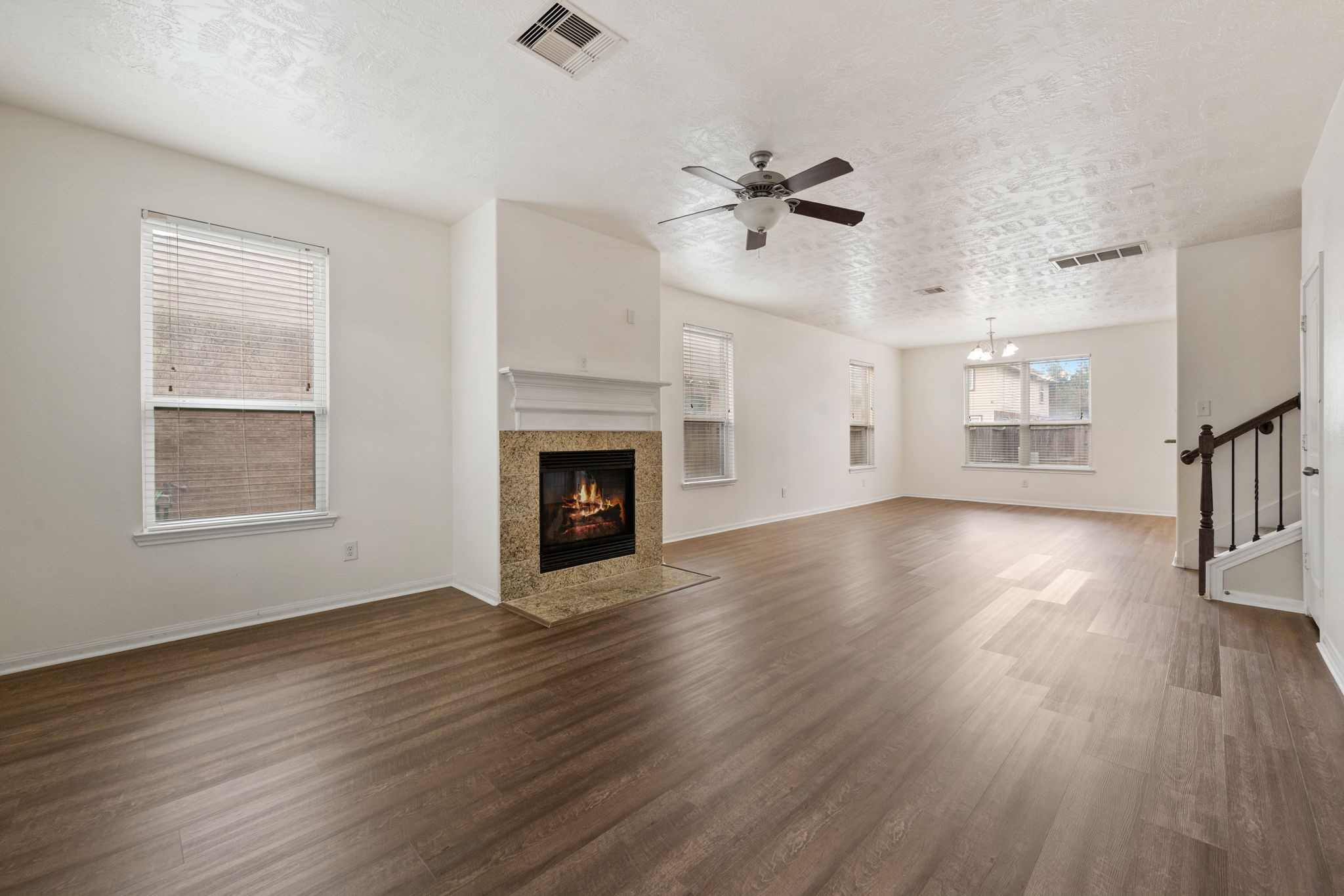 24135 Mckinzie Ridge Property Photo 3