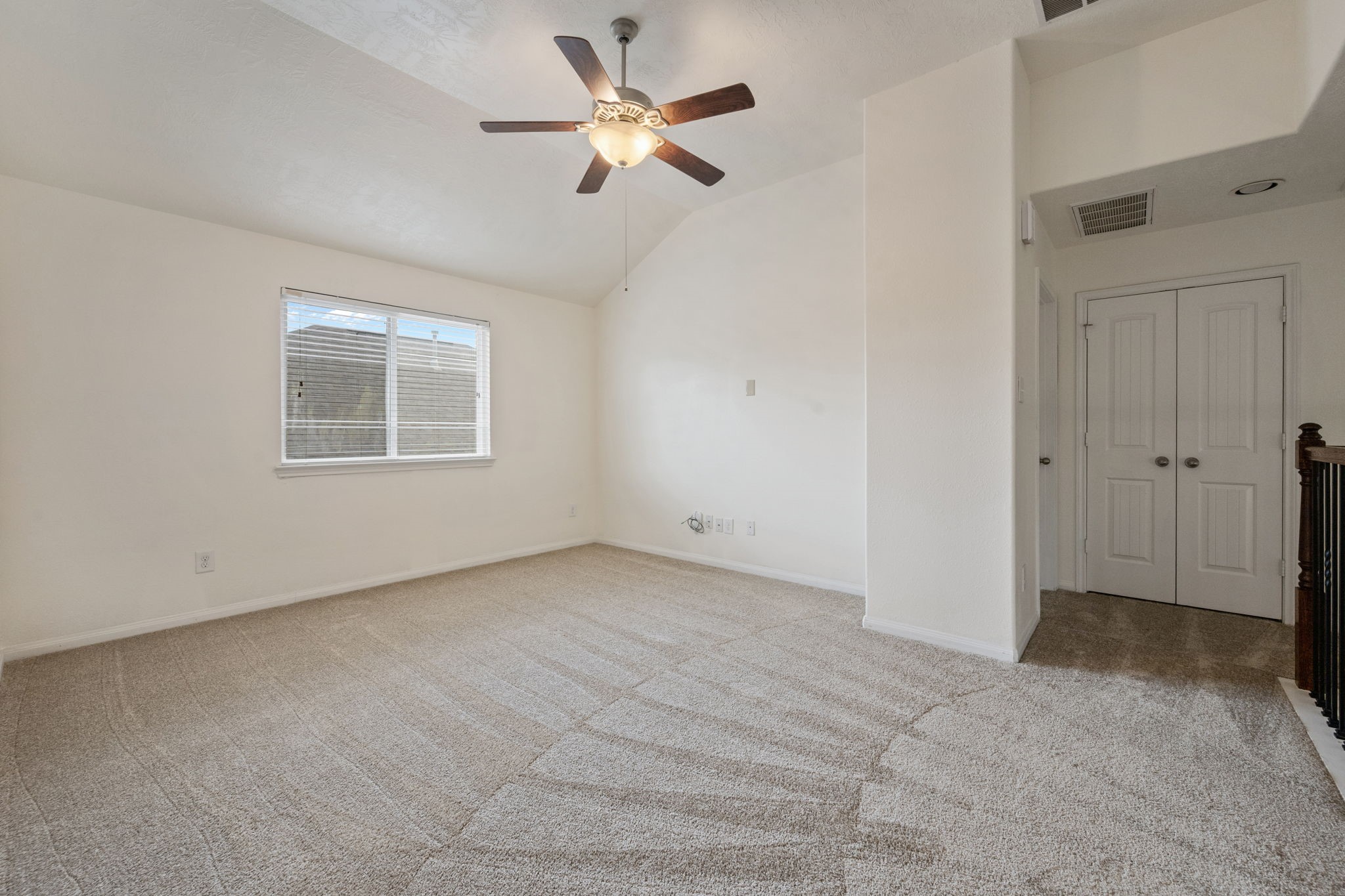 24135 Mckinzie Ridge Property Photo 17