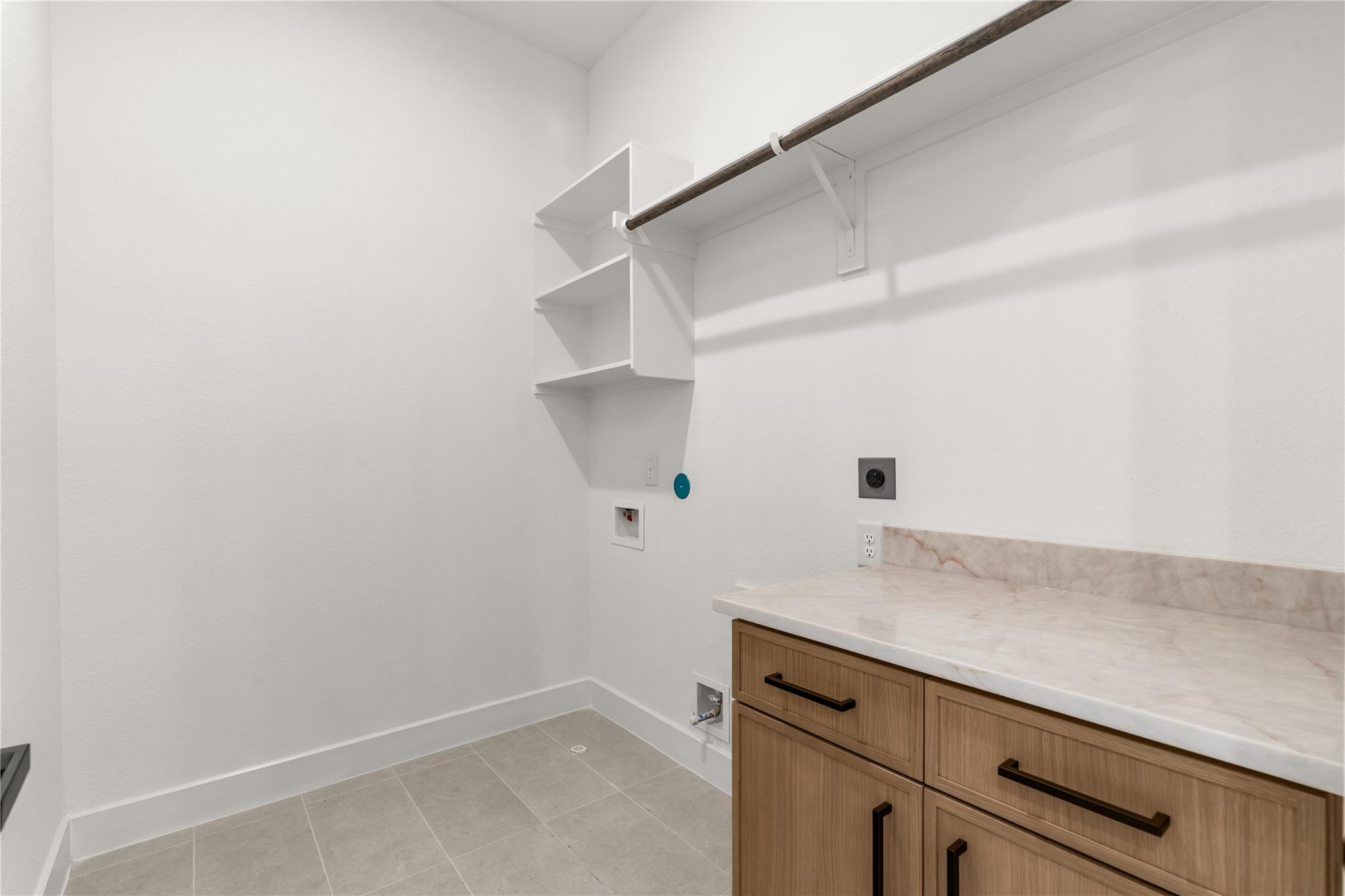6714 Tierwester Street Property Photo 34