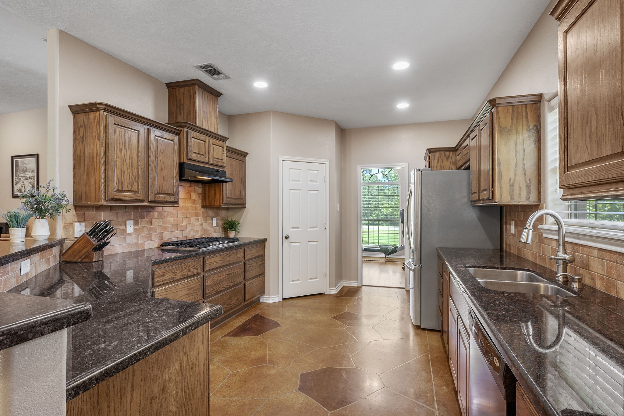 4960 Drake Drive Property Photo 11