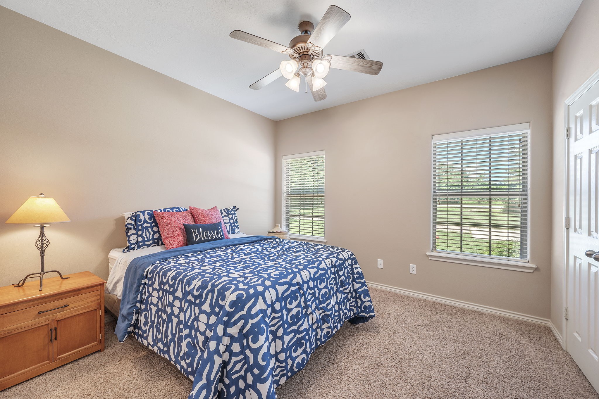 4960 Drake Drive Property Photo 21