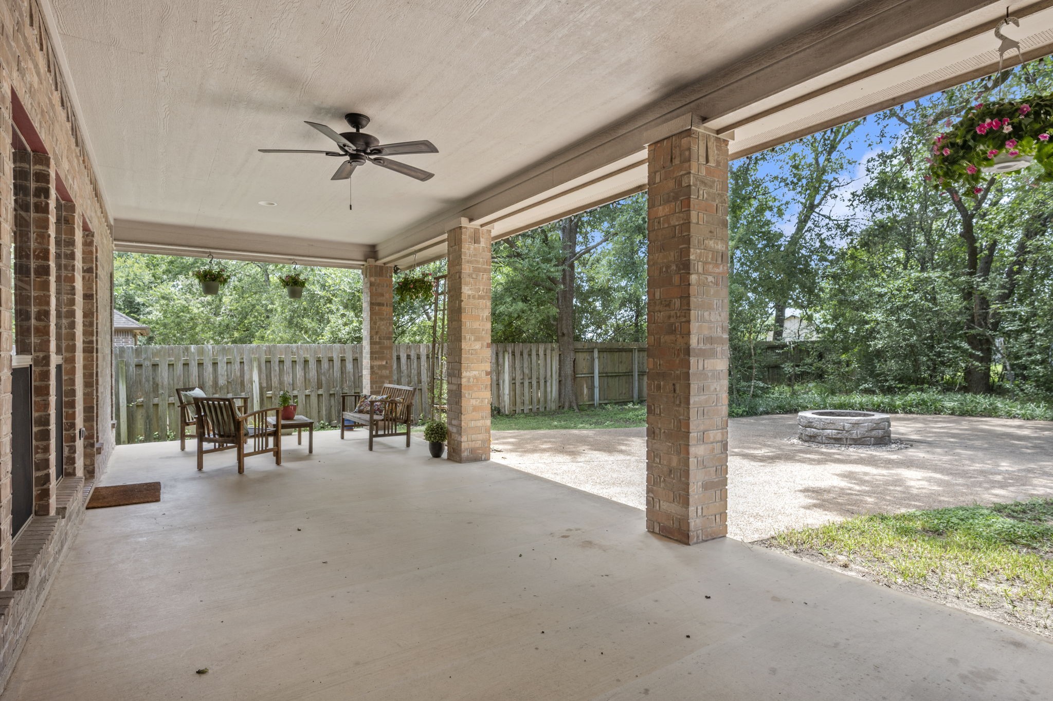 4960 Drake Drive Property Photo 24