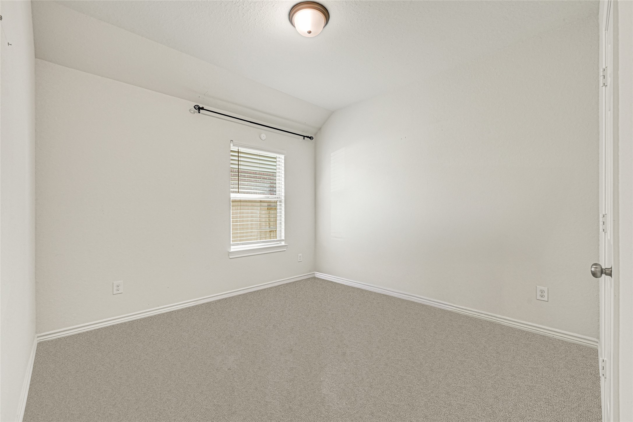 24819 Harvest Elm Court Property Photo 18