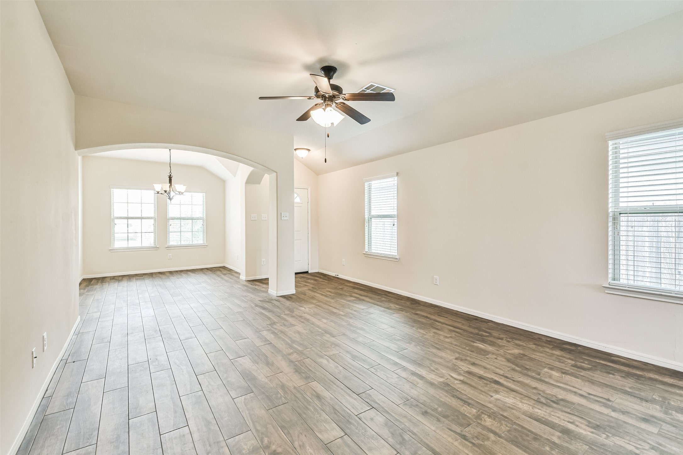 5518 Casa Mila Drive Property Photo 5