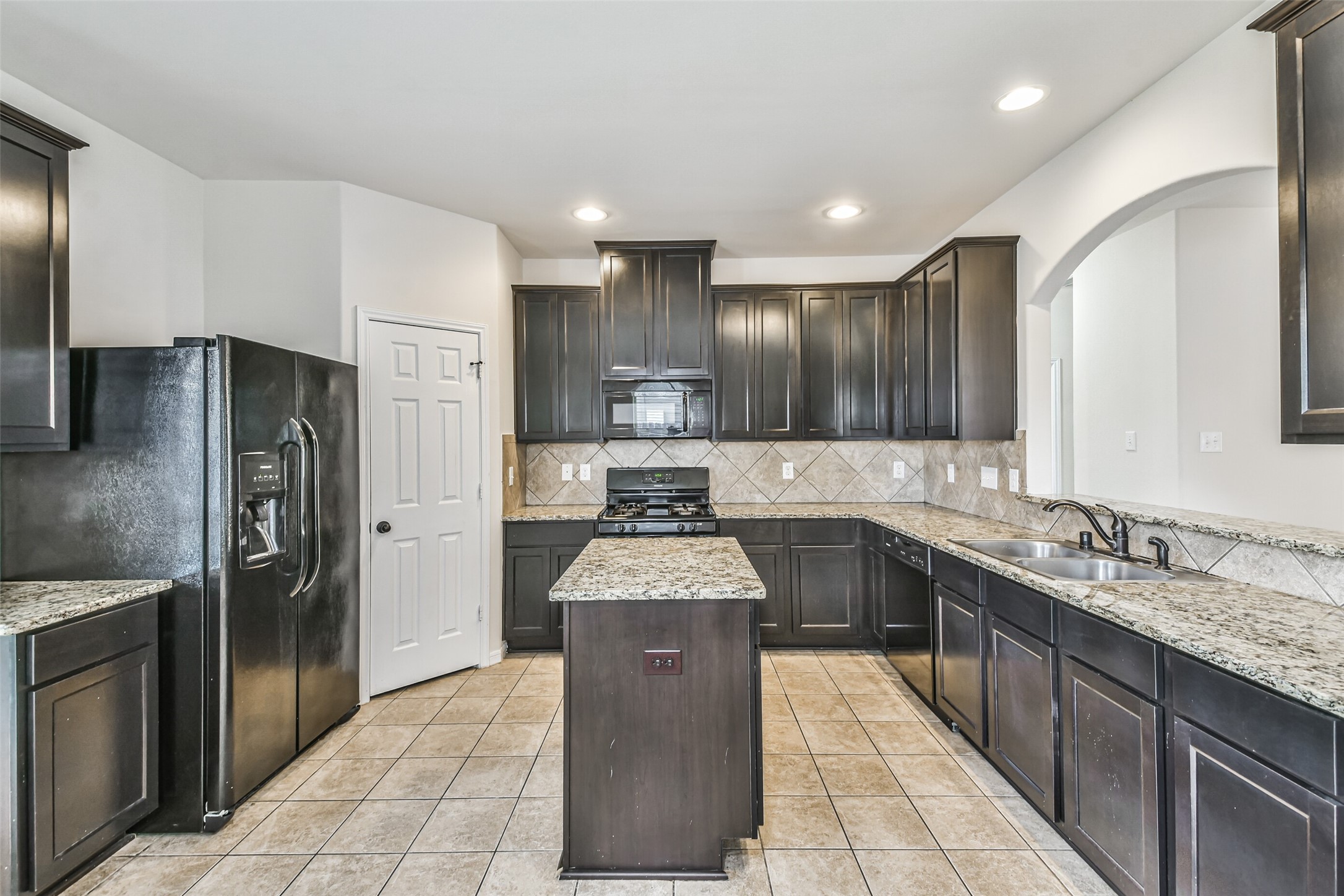 5518 Casa Mila Drive Property Photo 8