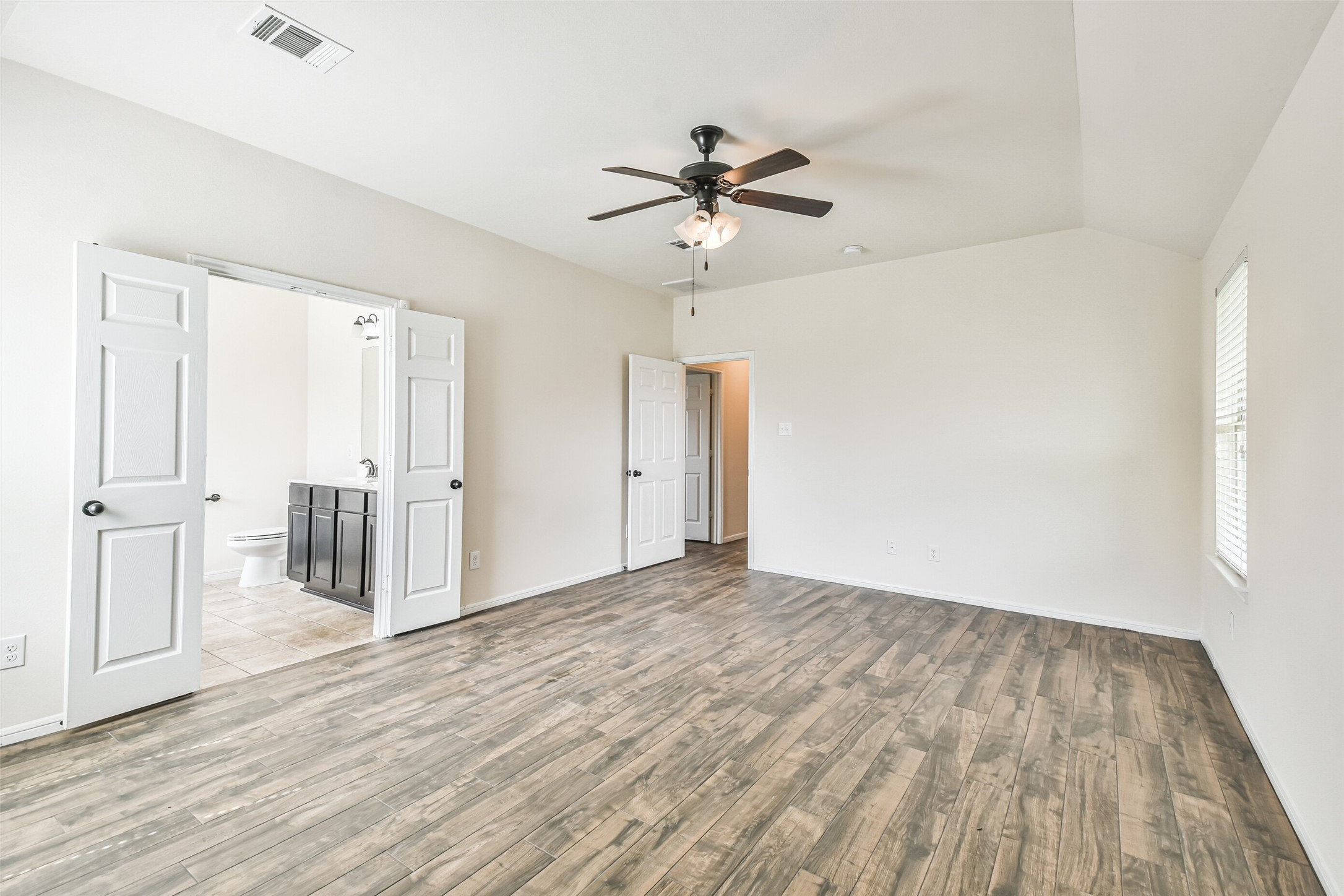 5518 Casa Mila Drive Property Photo 13