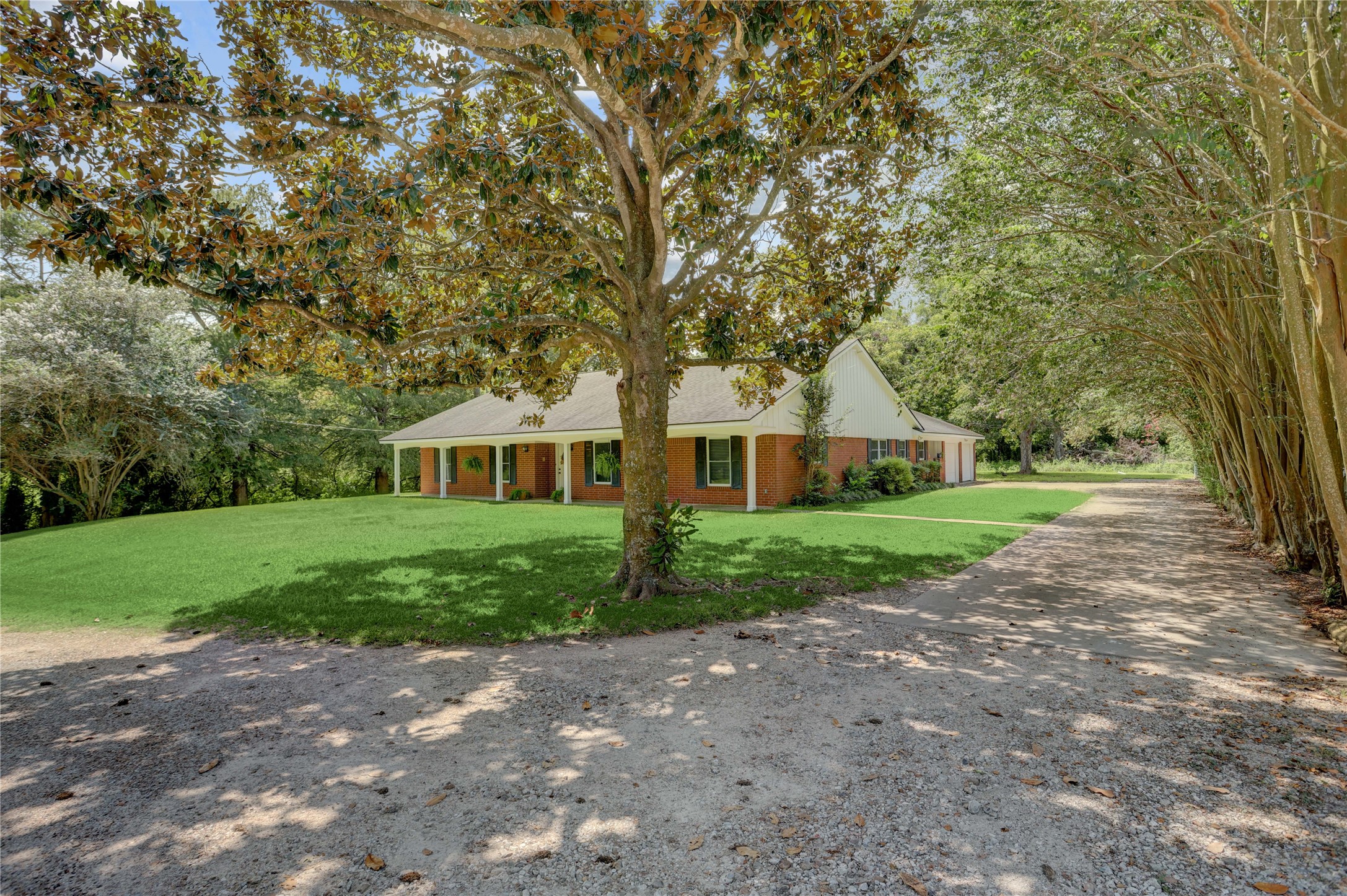319 Garrett Road Property Photo 3