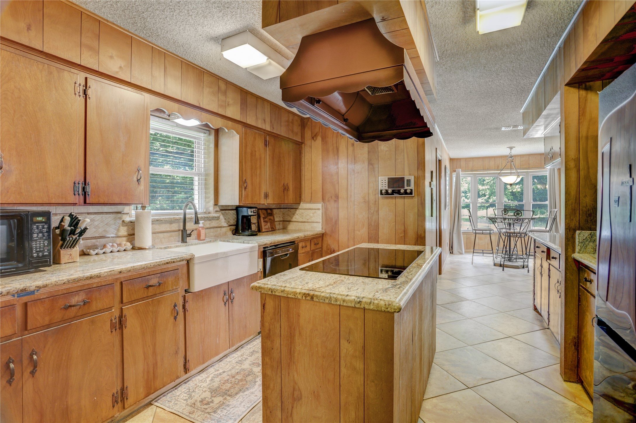 319 Garrett Road Property Photo 8
