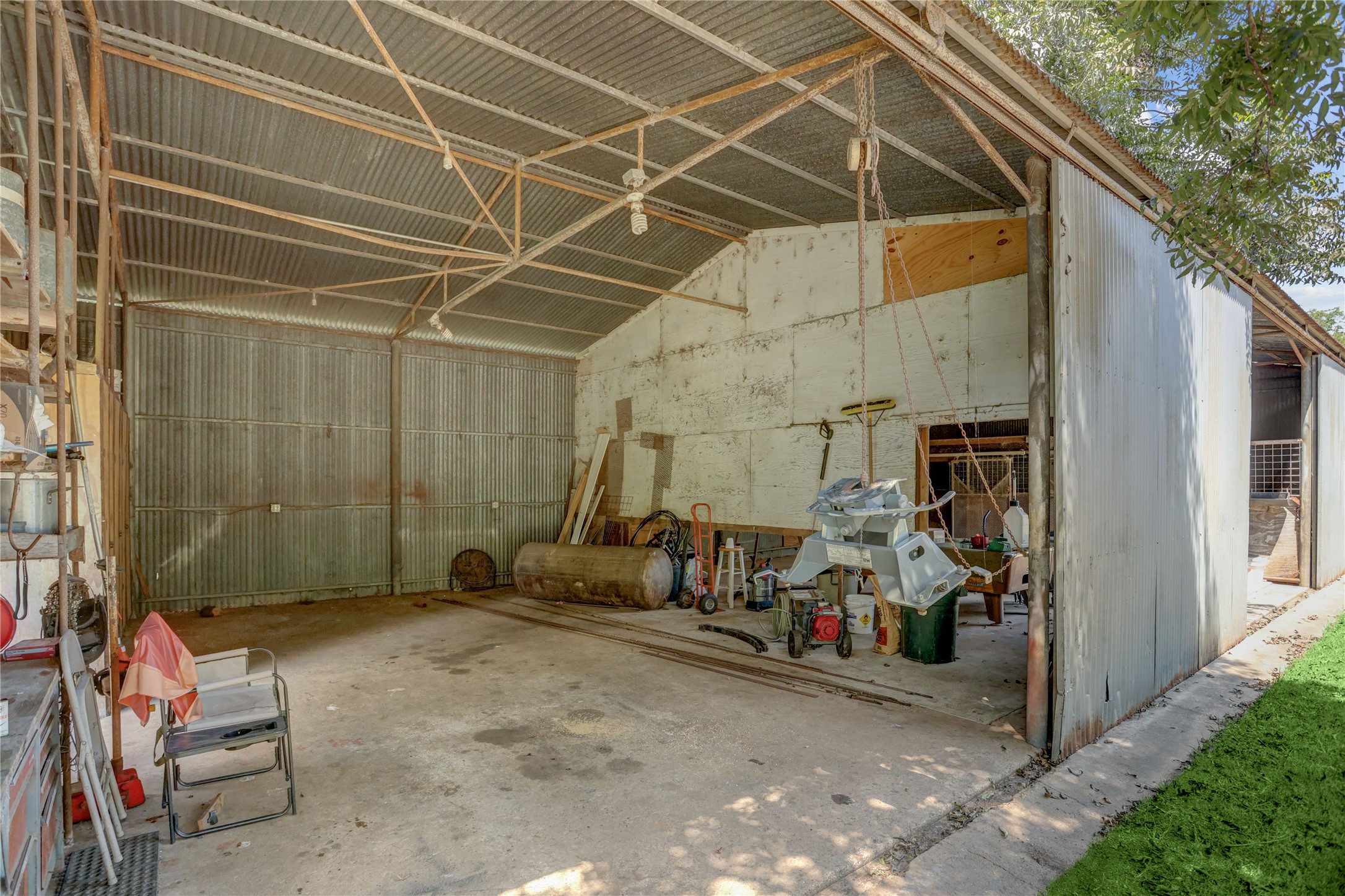 319 Garrett Road Property Photo 24