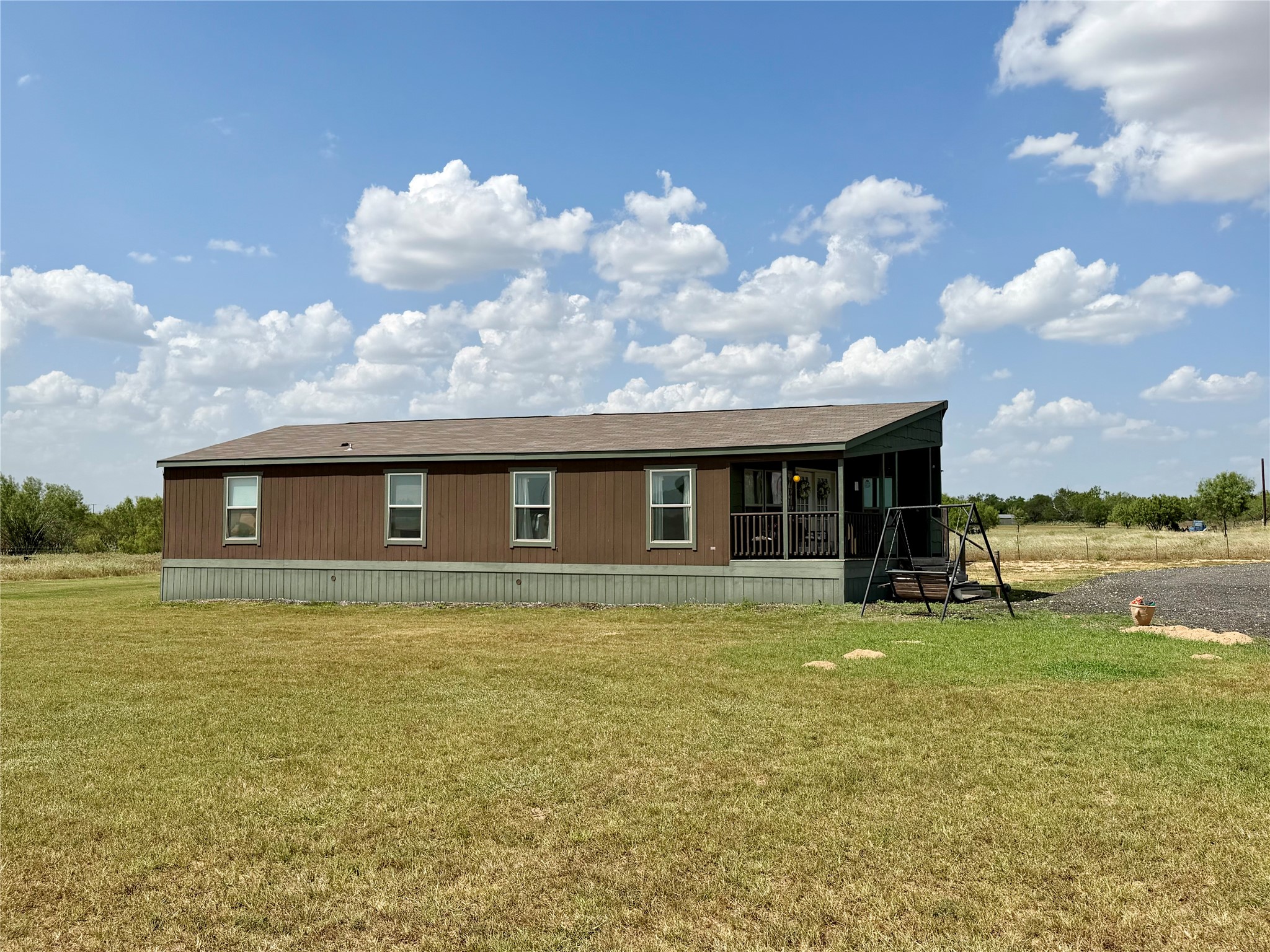 14951 I-35 N Property Photo 23