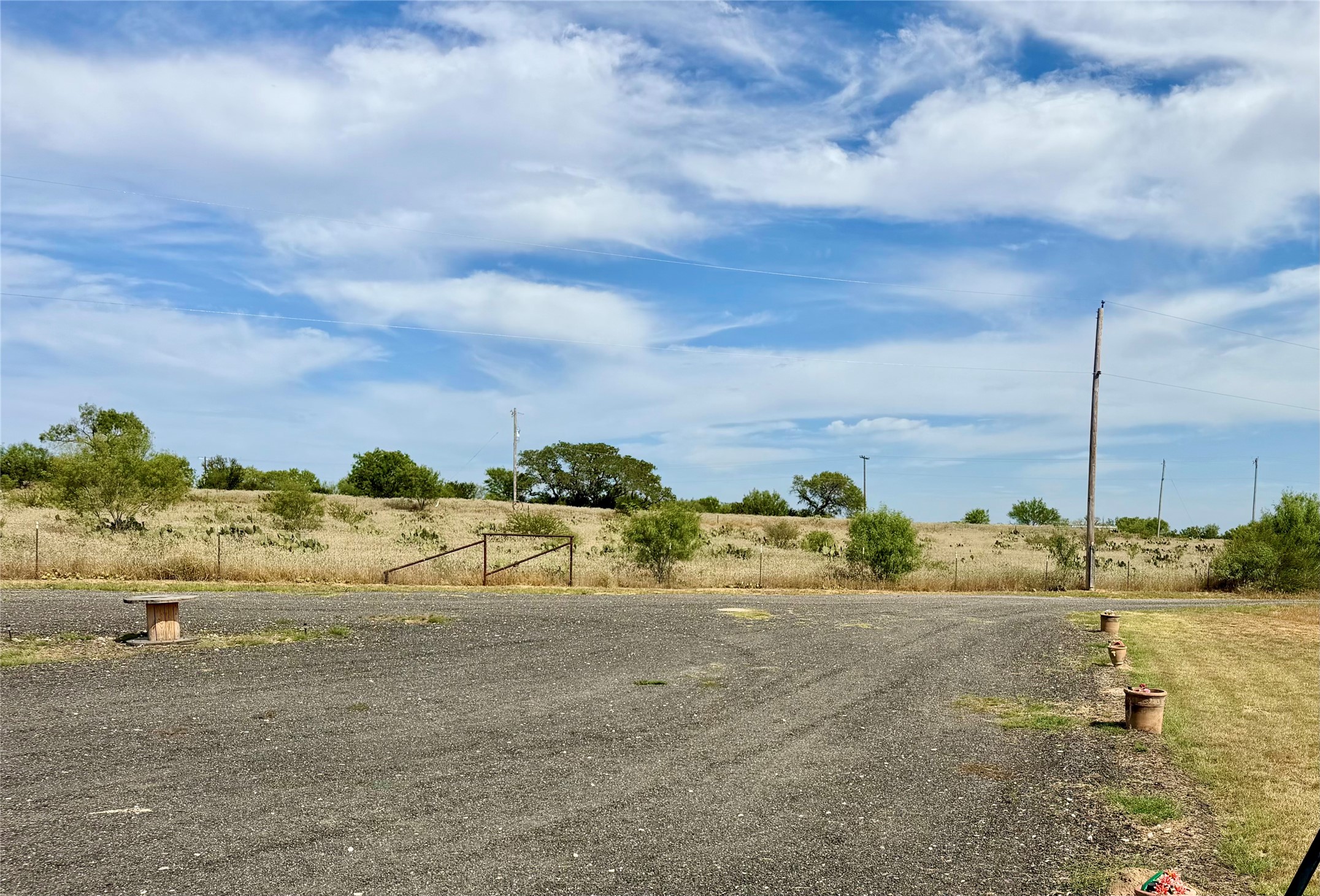 14951 I-35 N Property Photo 24