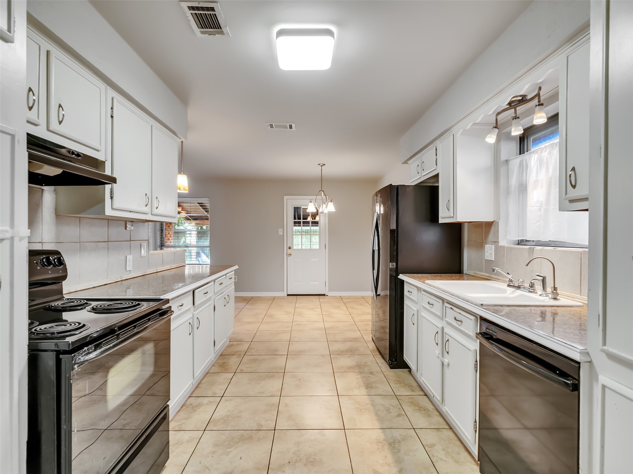 913 W Galveston Street Property Photo 10