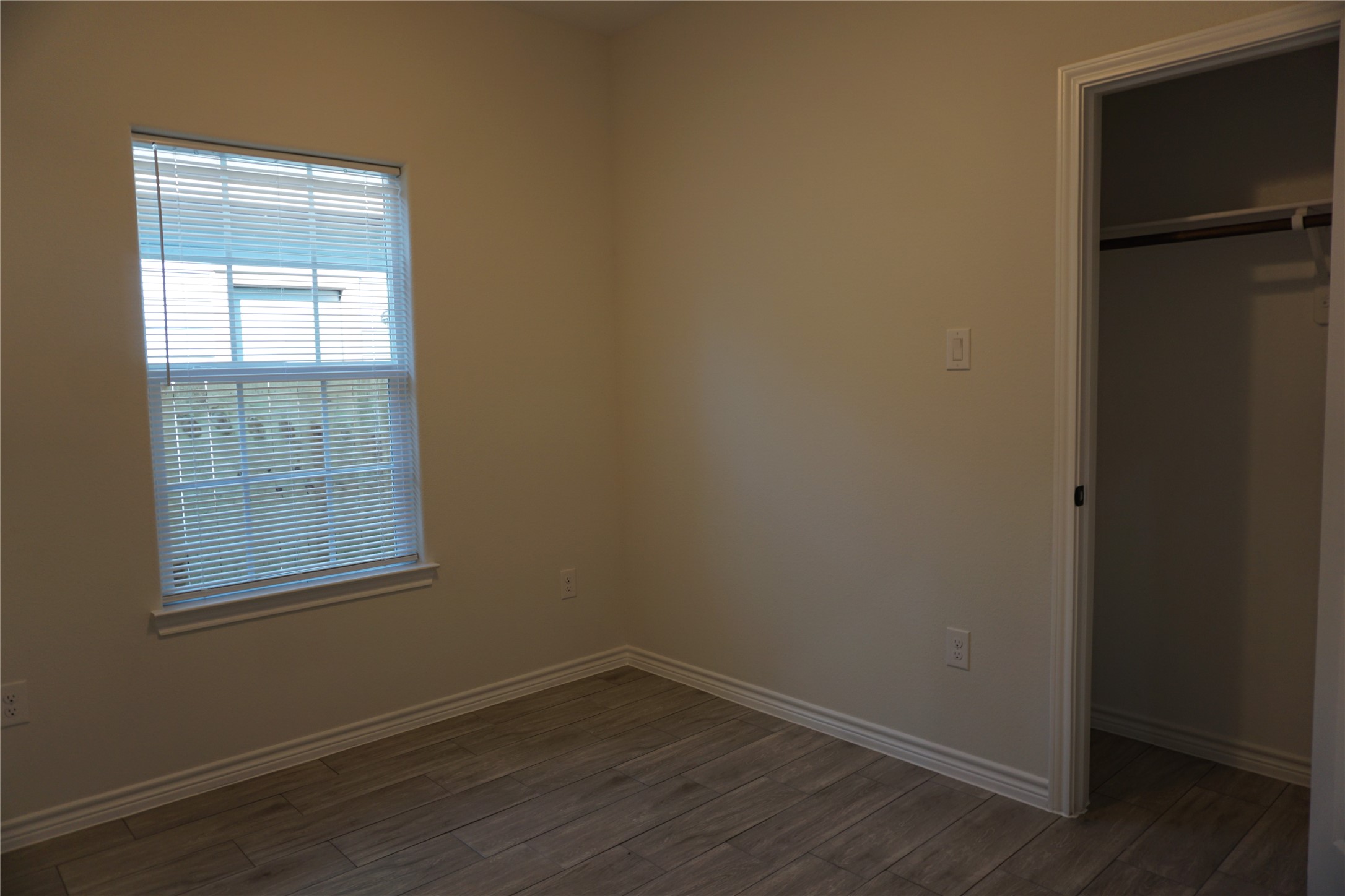 9978 Elder Property Photo 10