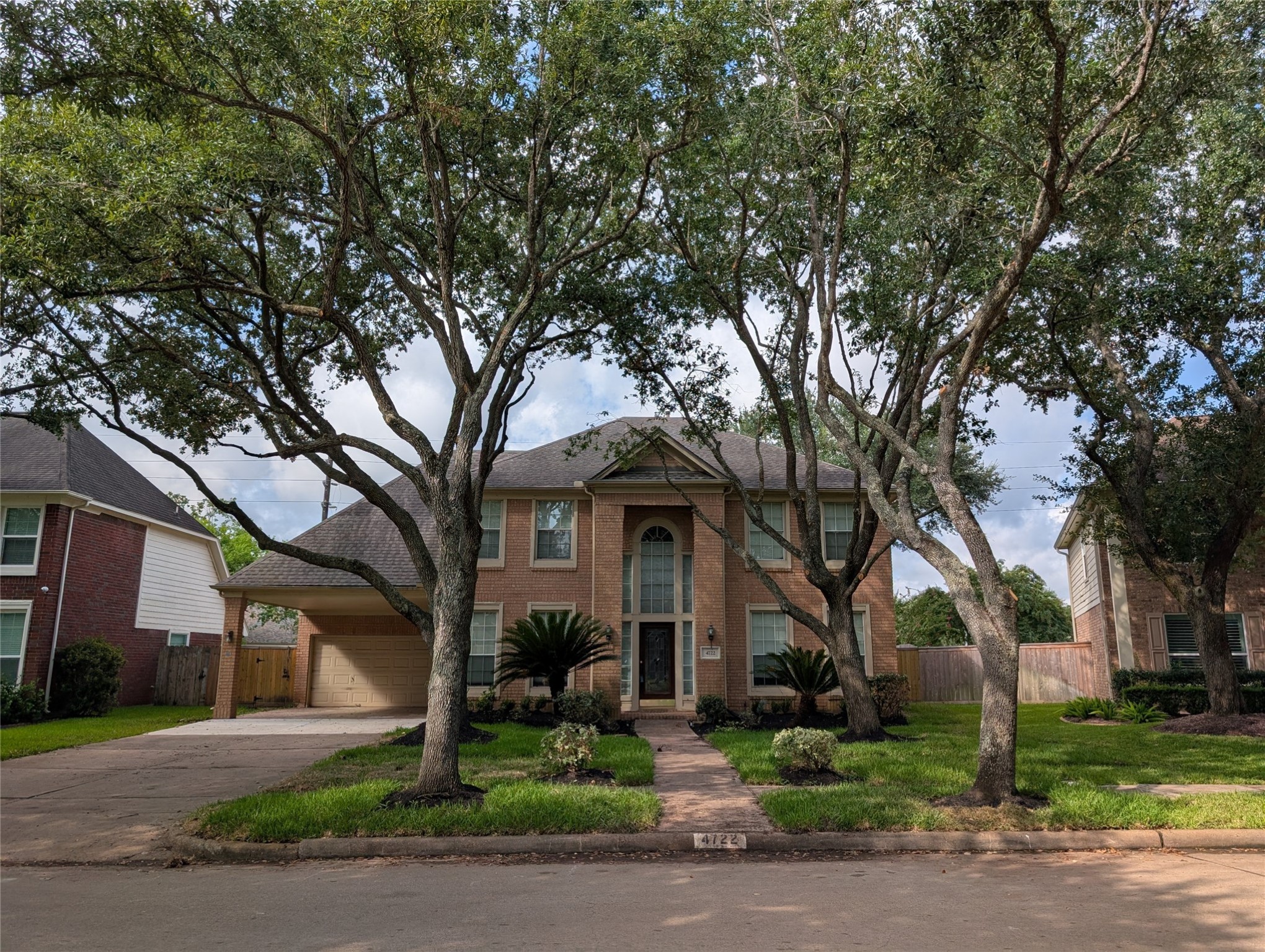 4722 Summer Lakes Property Photo 1