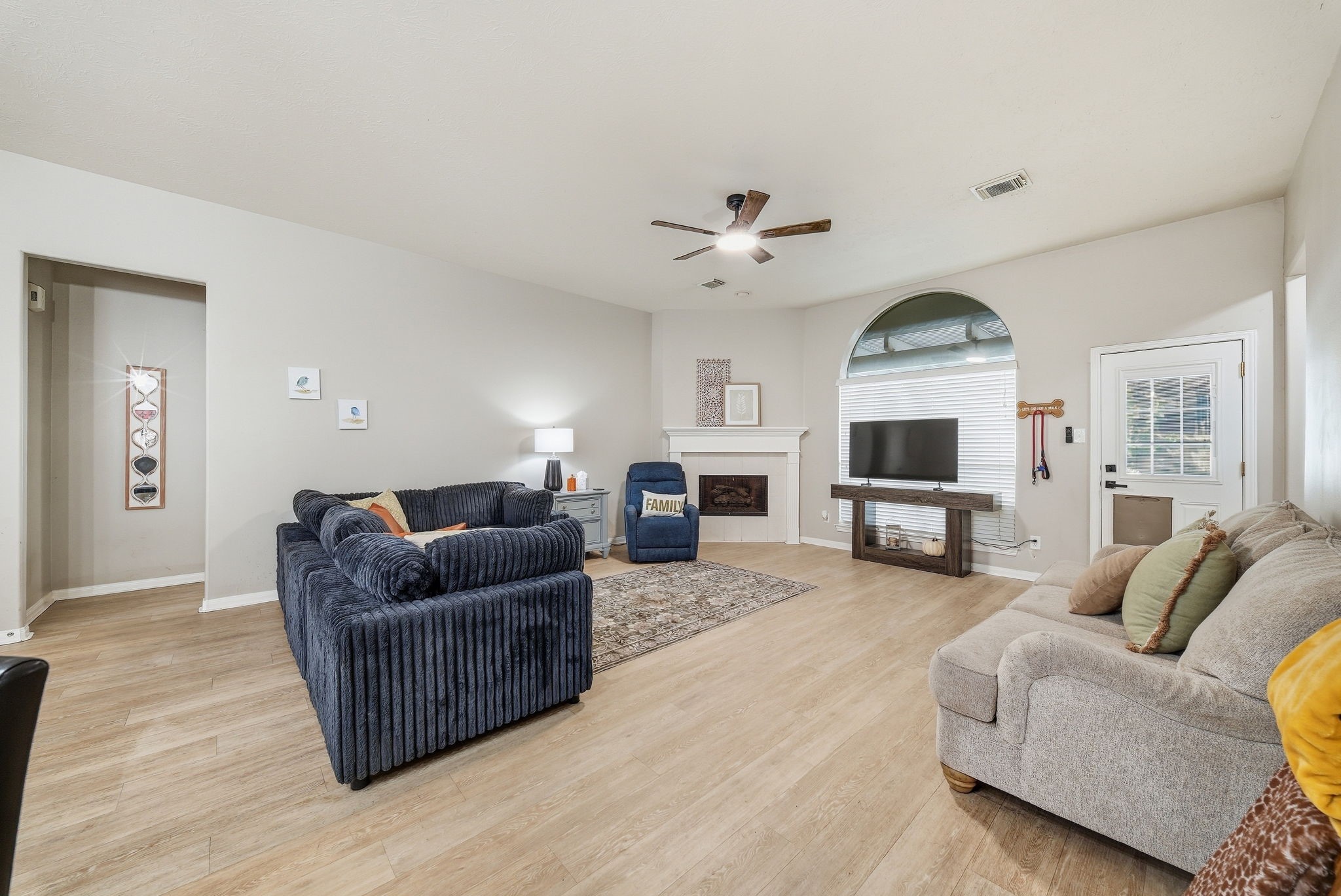 402 Prattwood Court Property Photo 10
