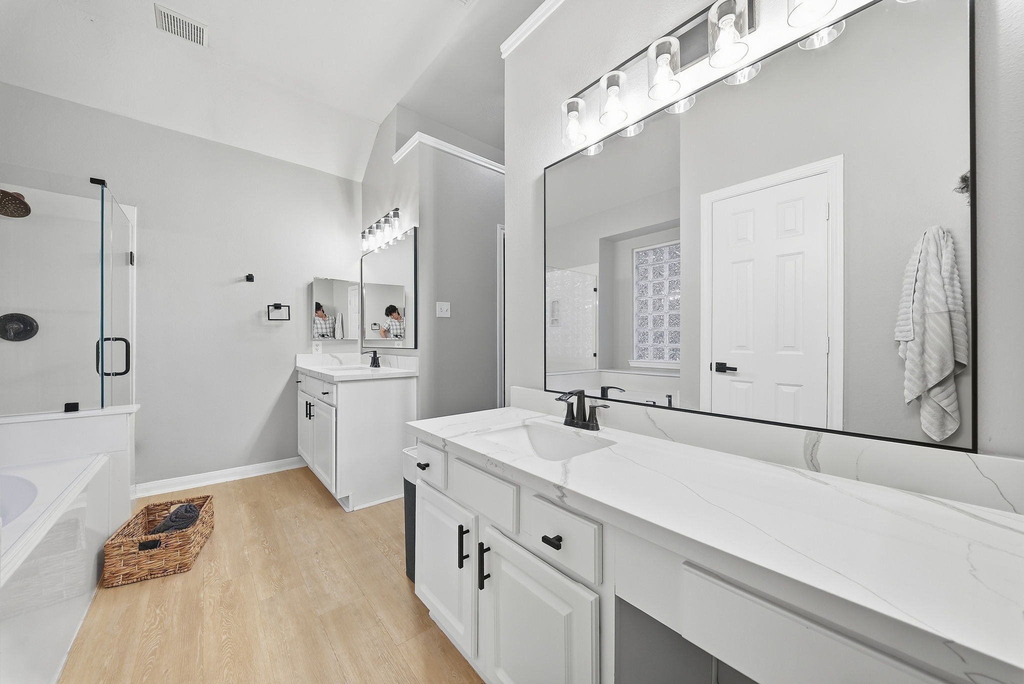 402 Prattwood Court Property Photo 15