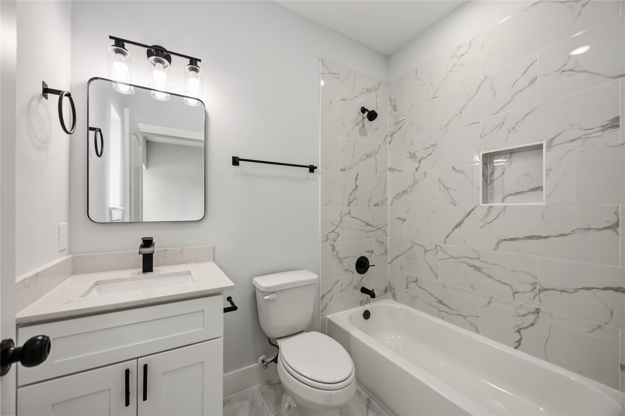 7611 Lawn Street D Property Photo 11