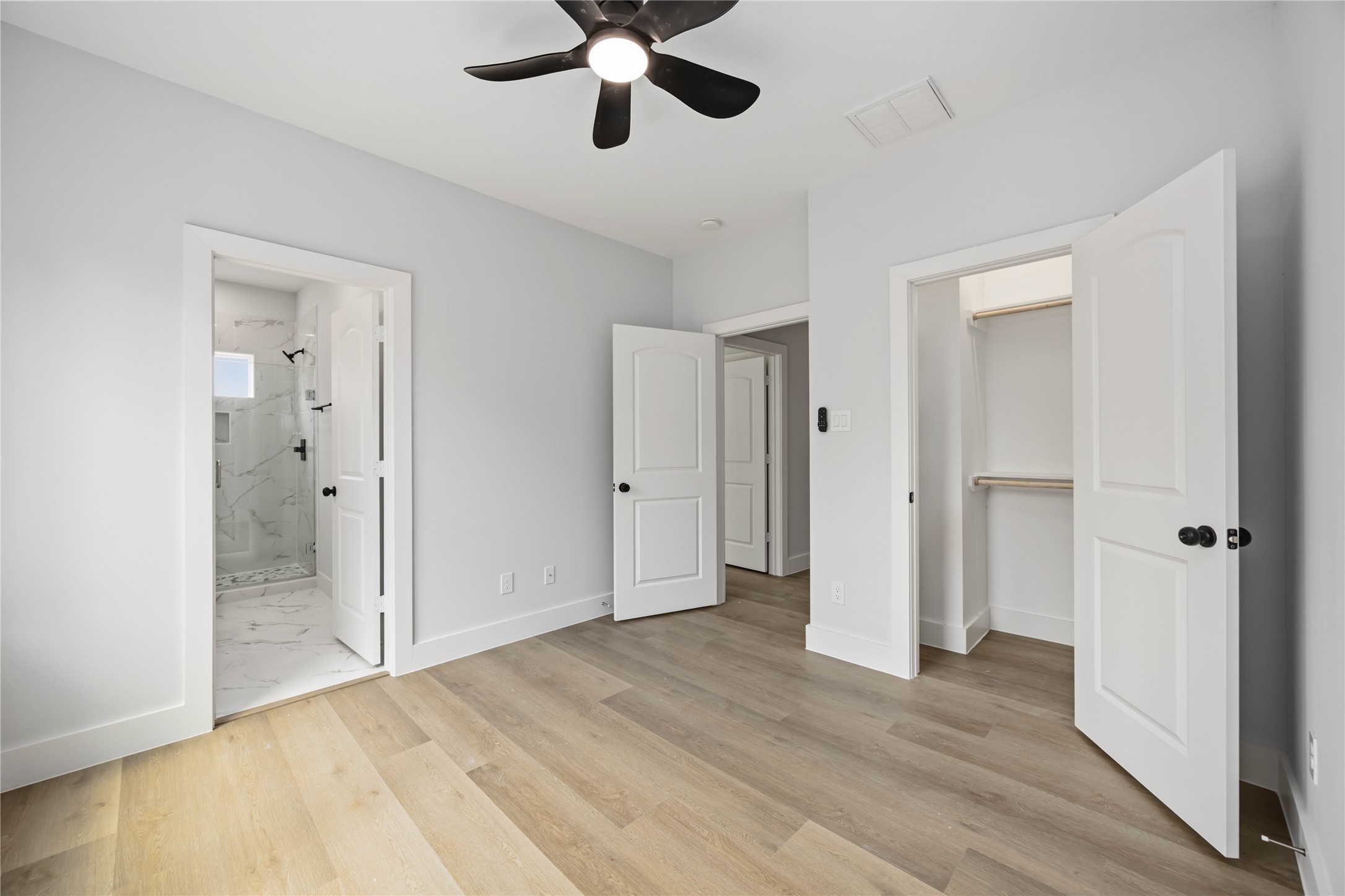 7611 Lawn Street D Property Photo 12