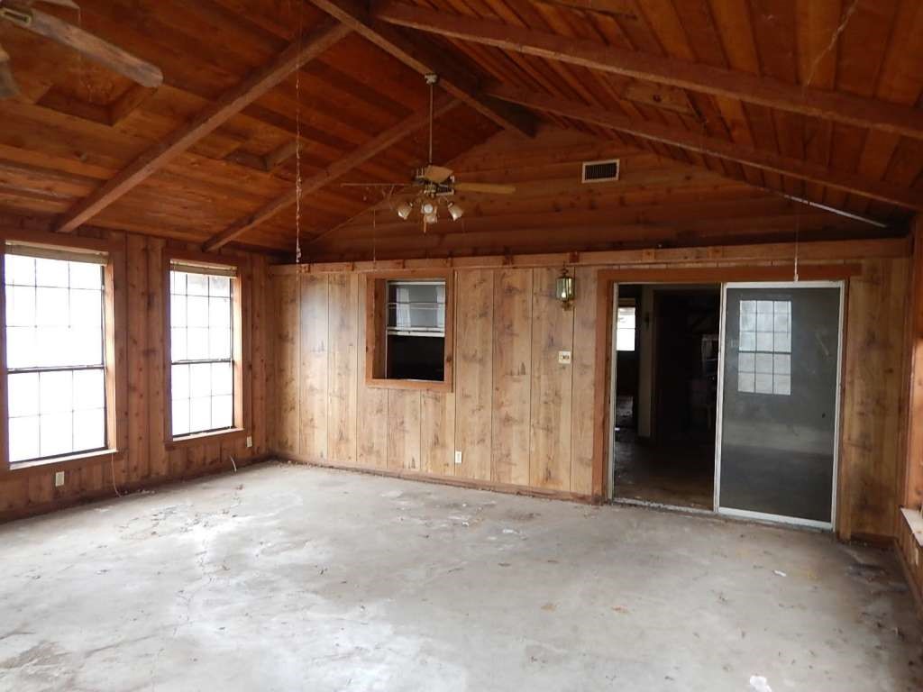 3960 Hale Street Property Photo 1