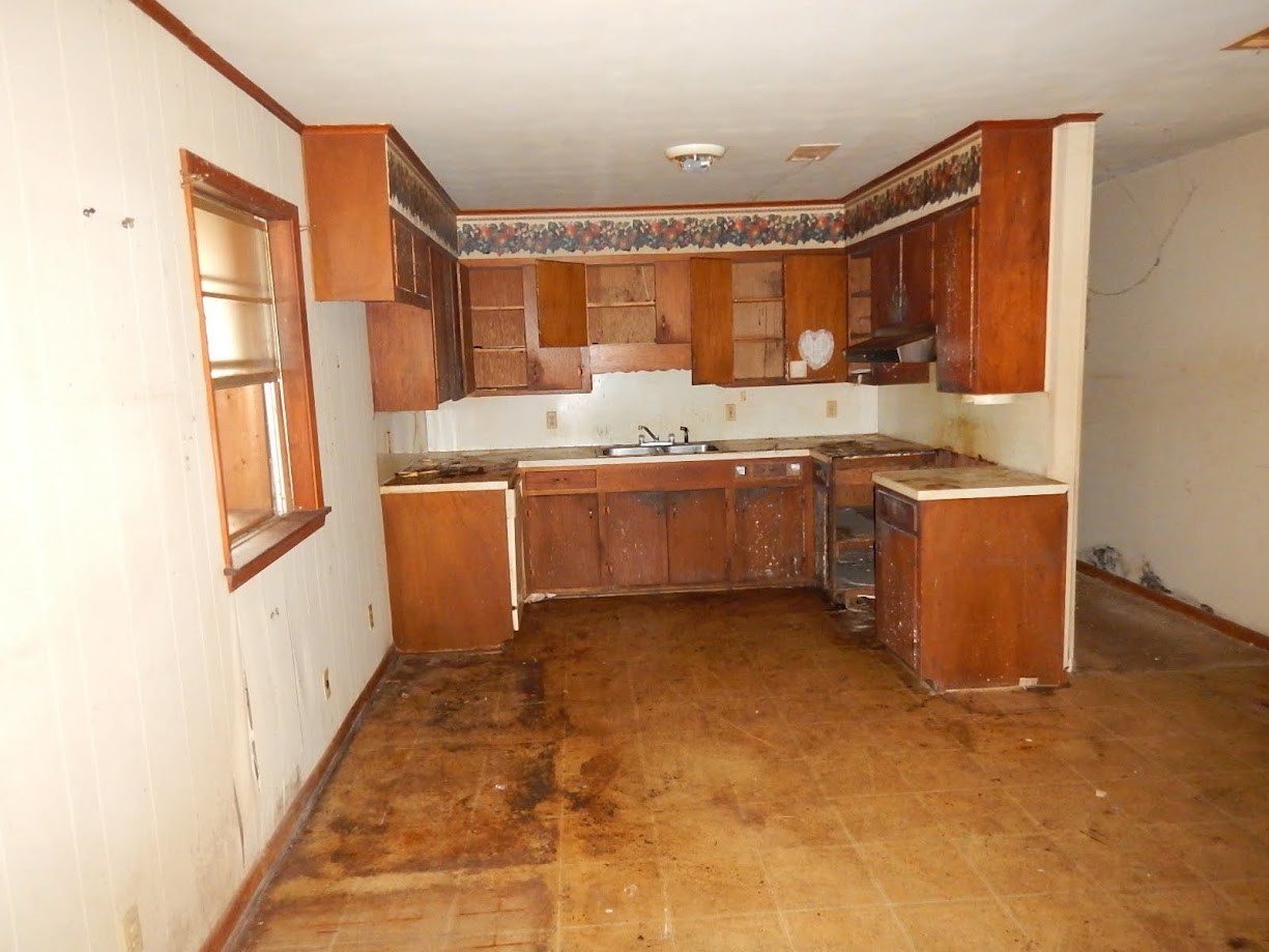 3960 Hale Street Property Photo 3