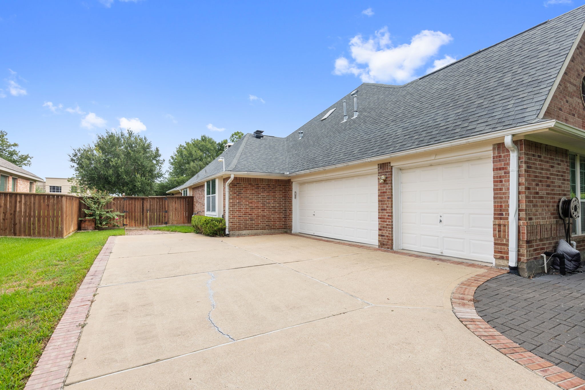 903 Lake Grayson Drive Property Photo 4