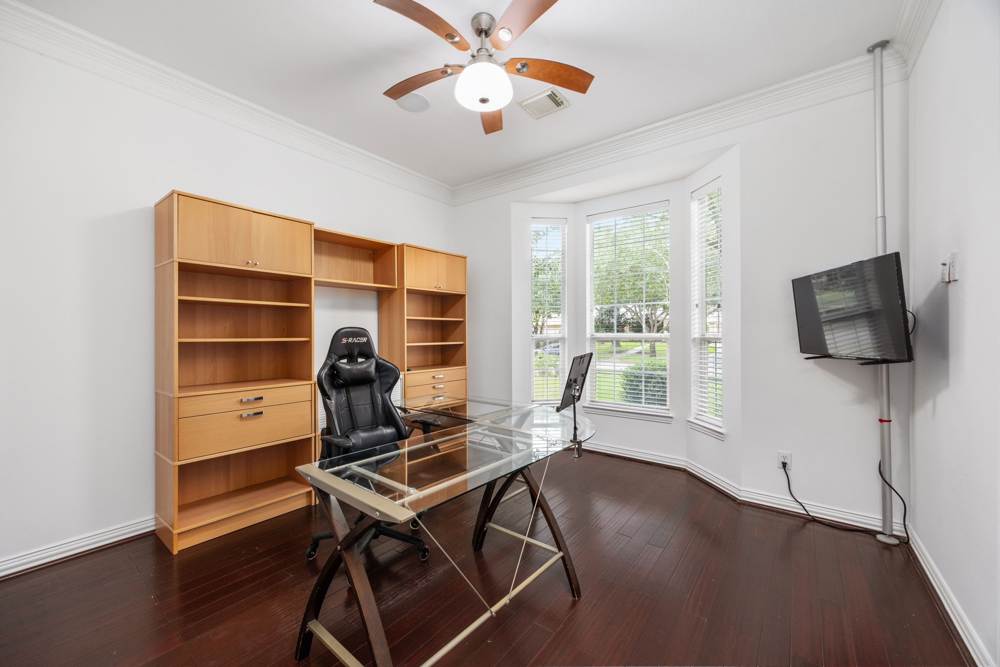 903 Lake Grayson Drive Property Photo 10