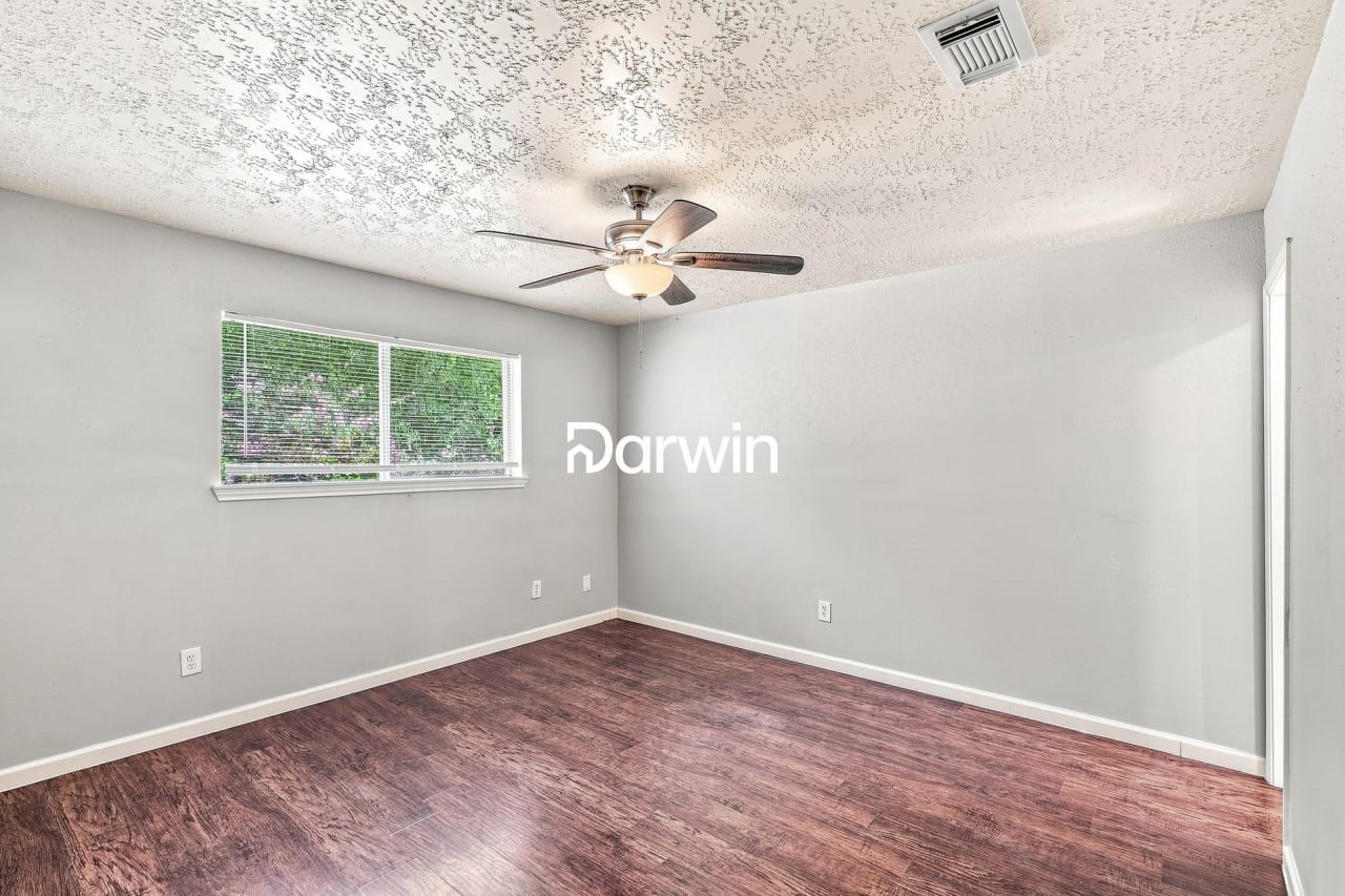 6406 Summer Ridge Drive Property Photo 7