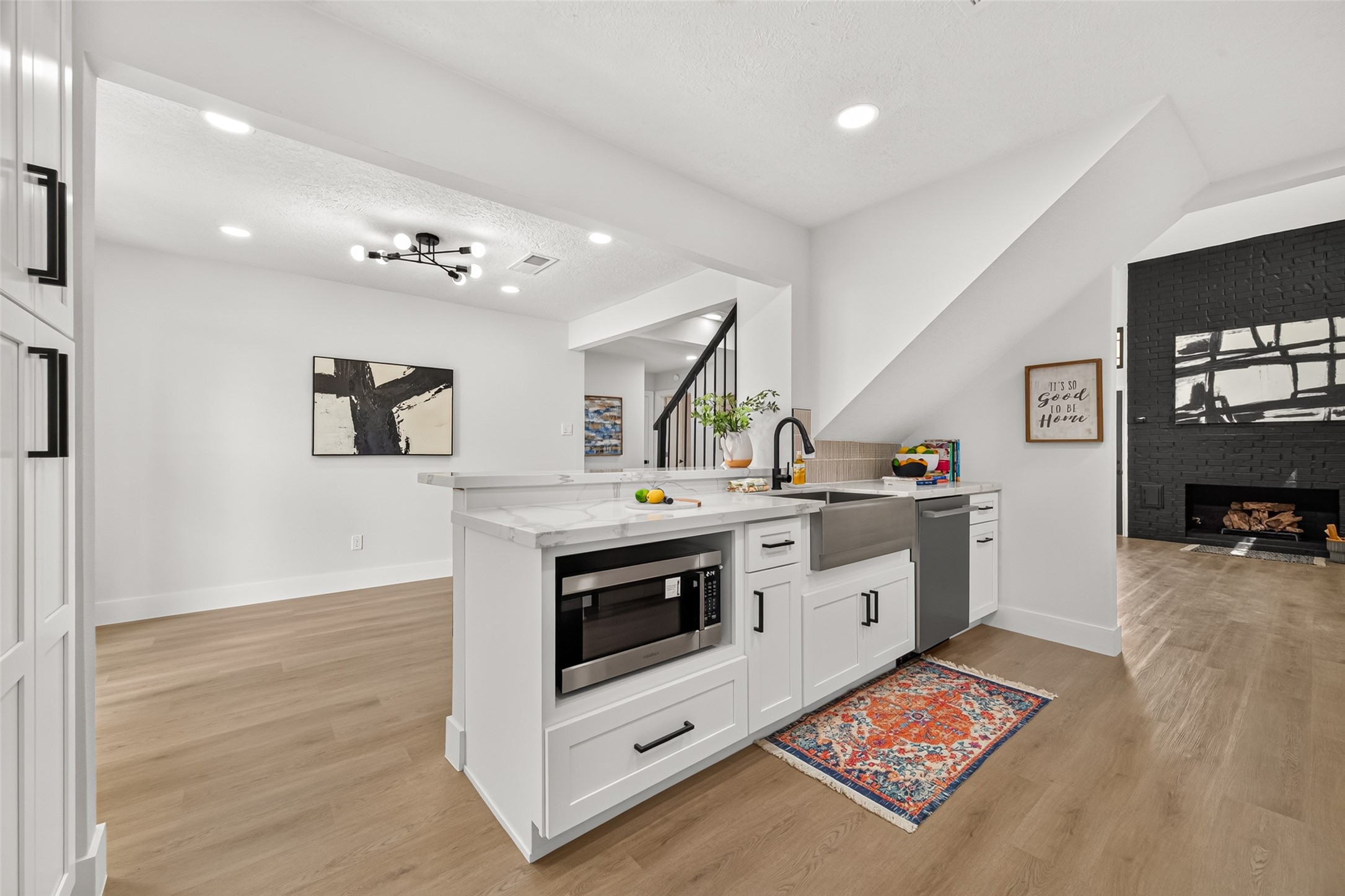24102 Shin Oak Drive Property Photo 10