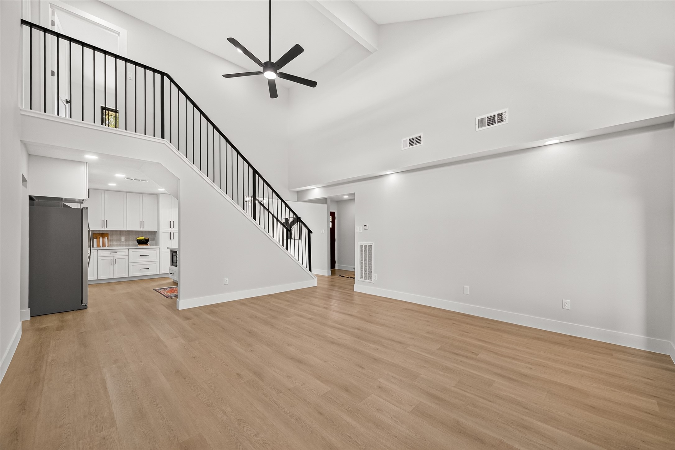 24102 Shin Oak Drive Property Photo 18
