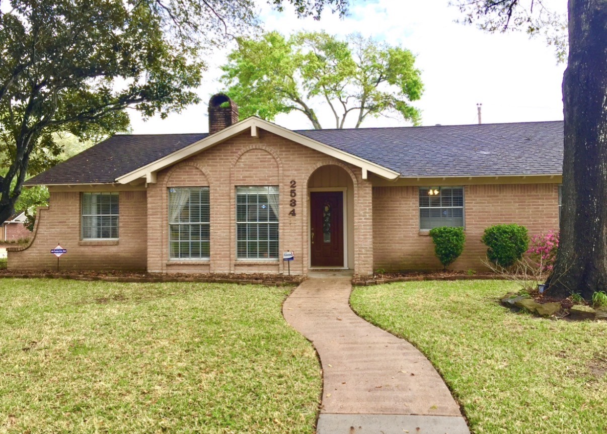 2534 Rosefield Drive Property Photo 1