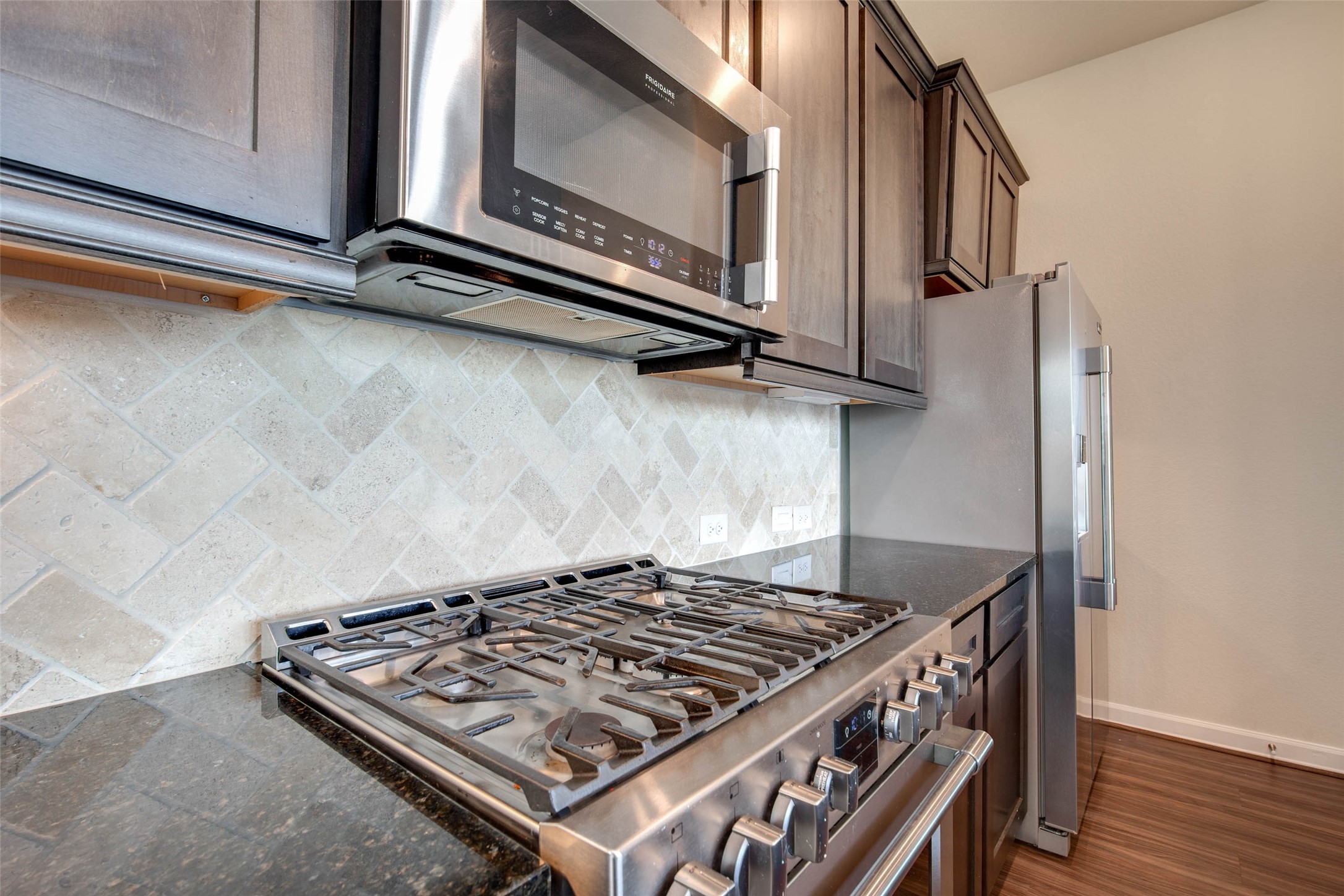 22746 Sutherland Bend Lane Property Photo 10